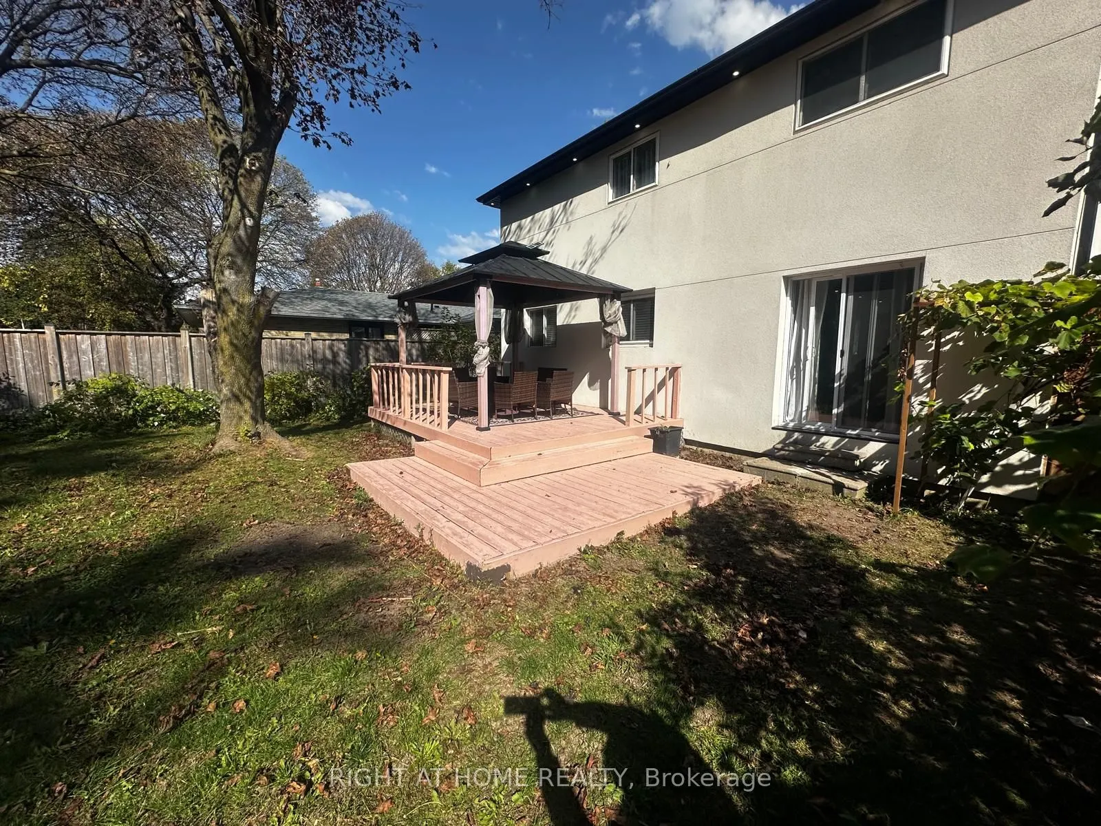 71 Sandrift Square