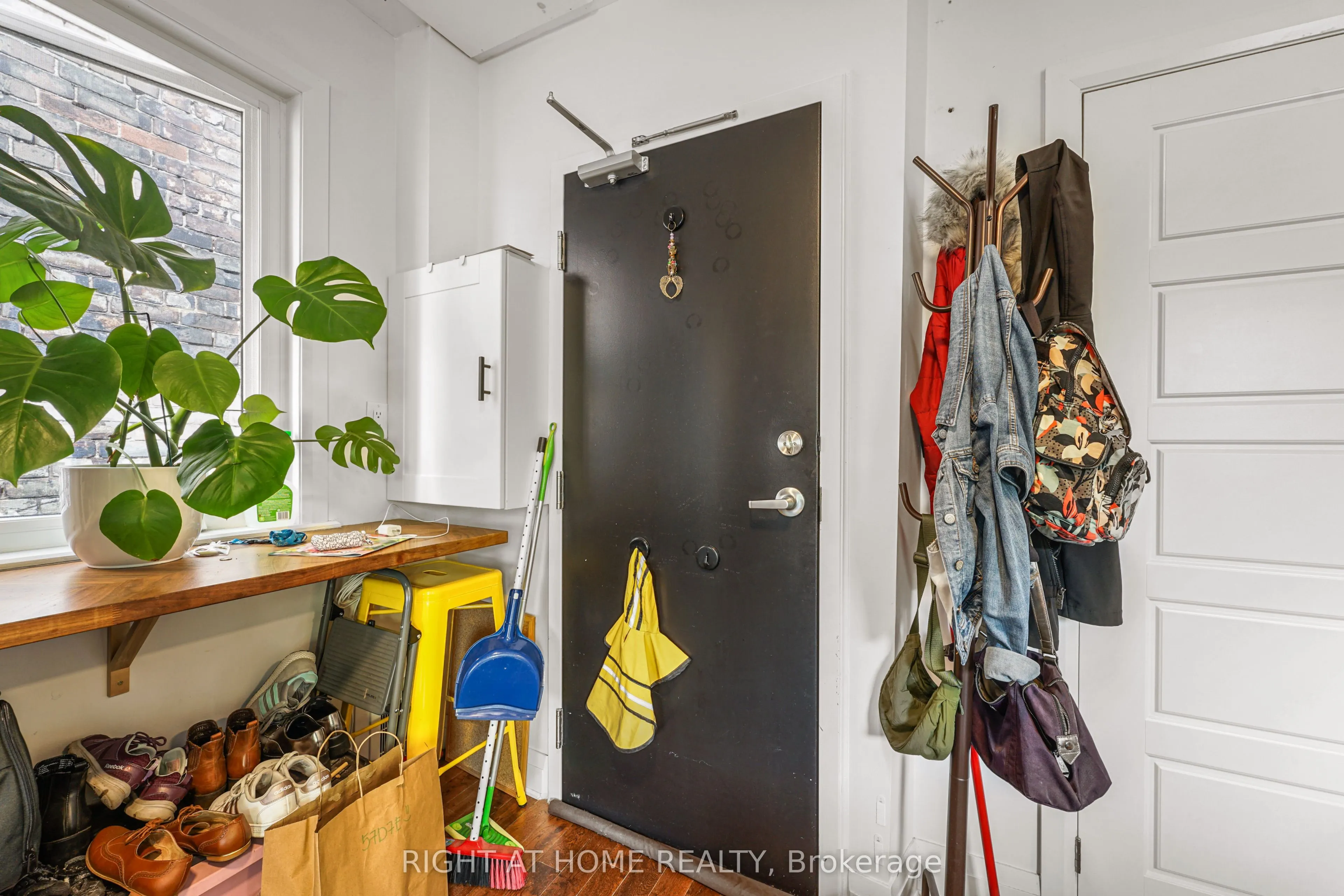 2207 Queen Street E #2