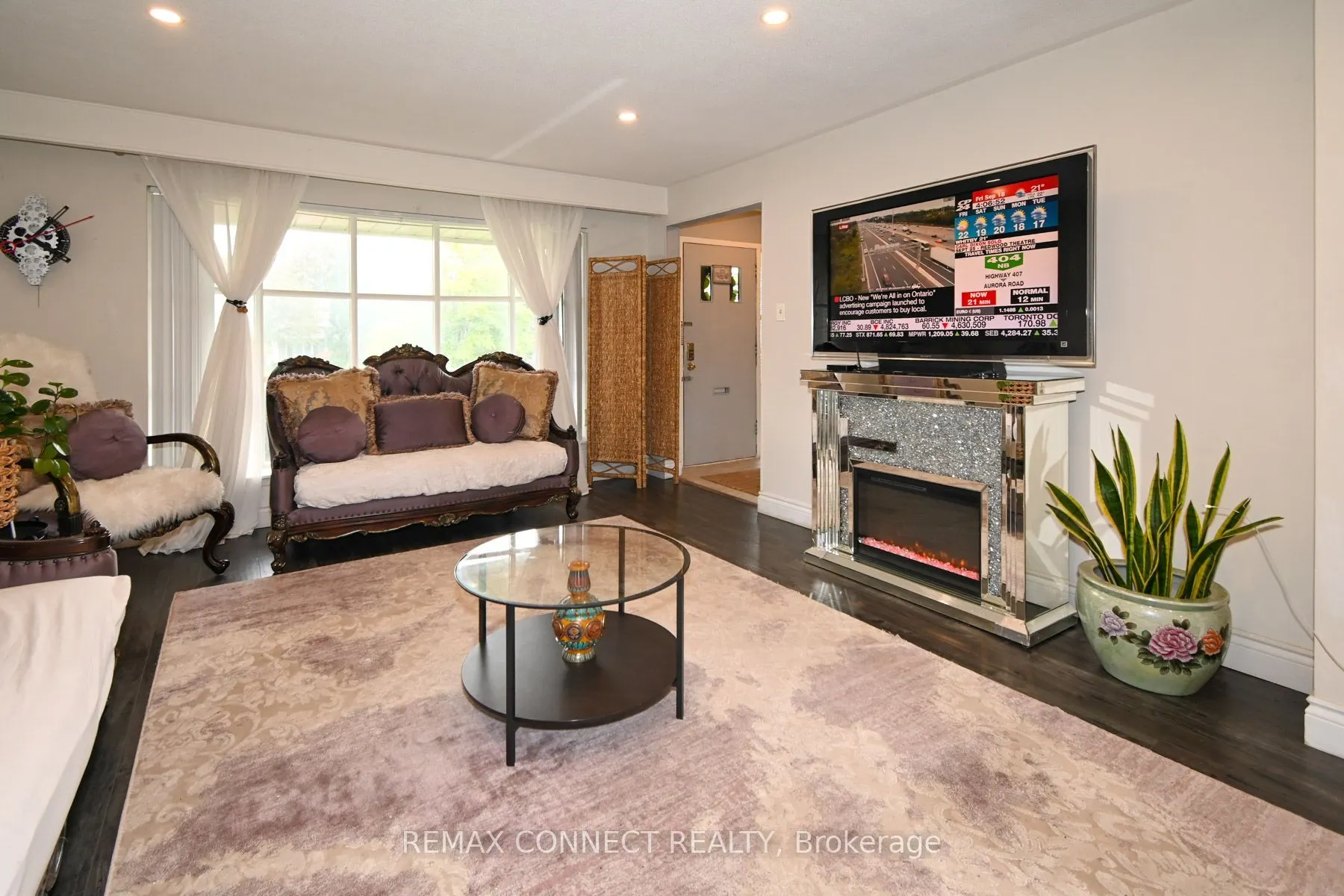 24 Lalton Place