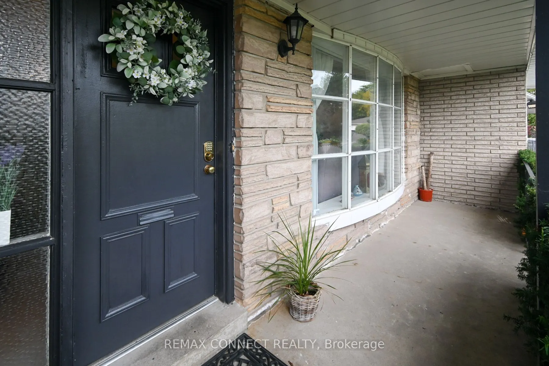 24 Lalton Place
