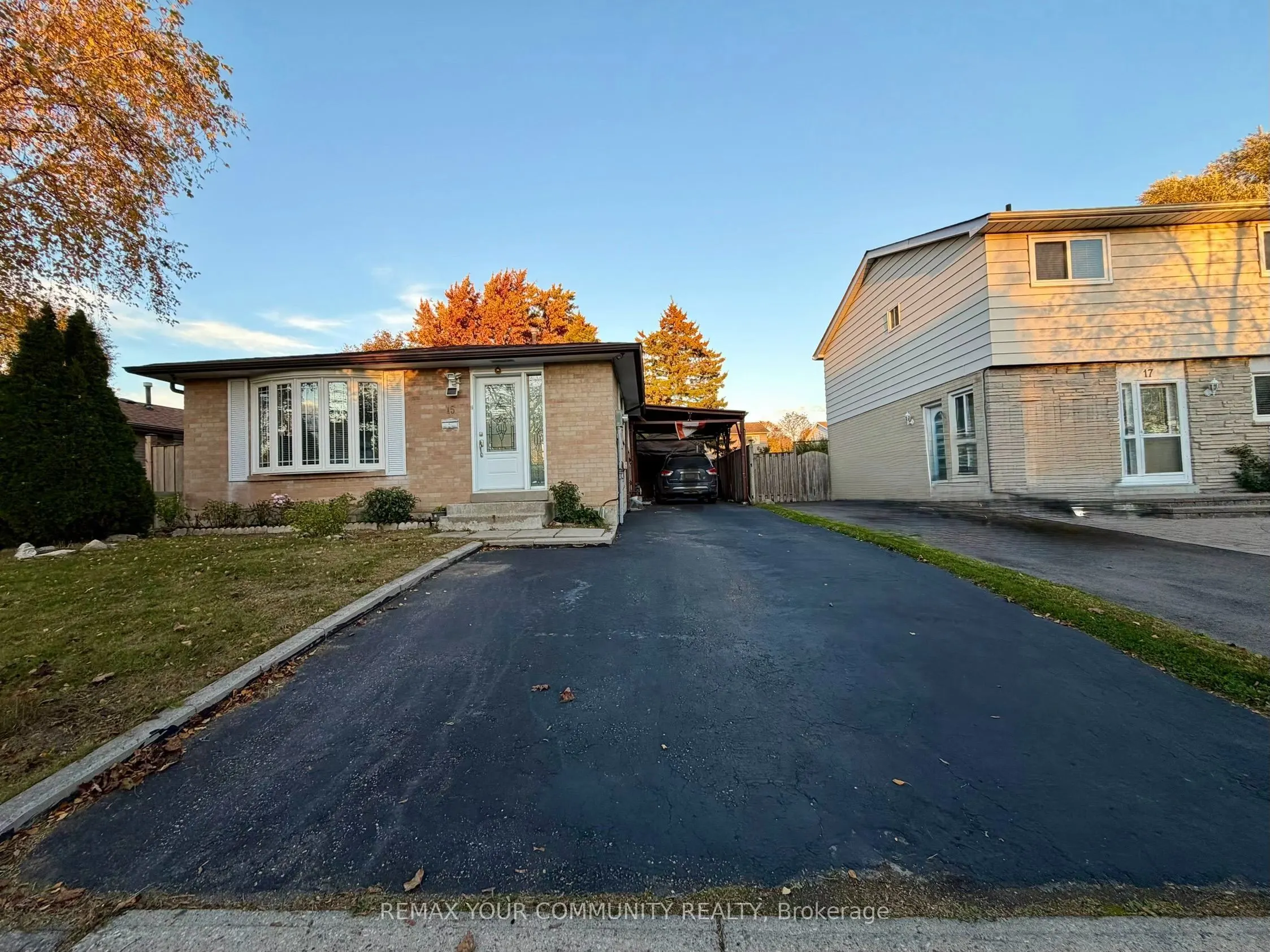 15 Hutcherson Square