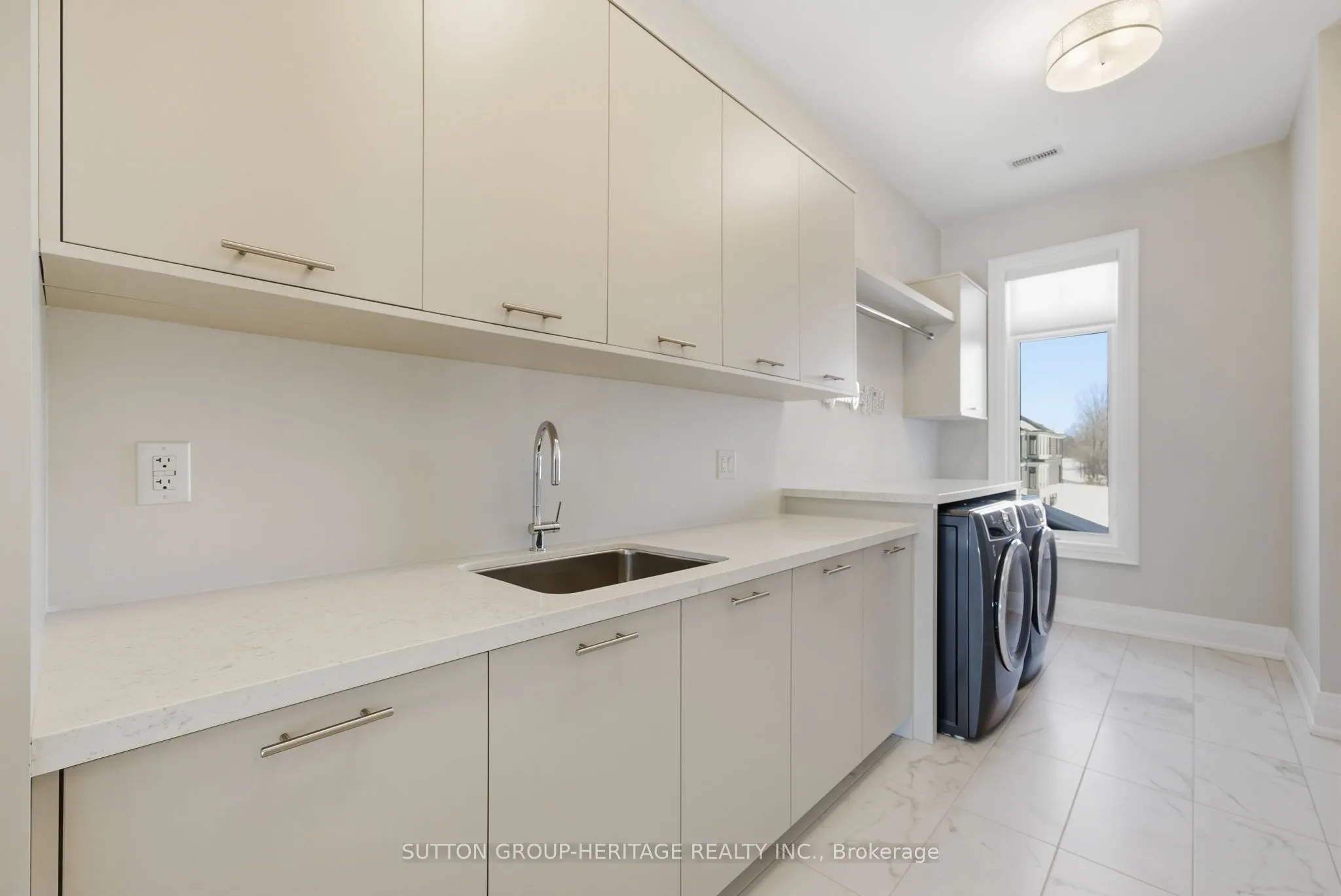 18 Dexshire Drive