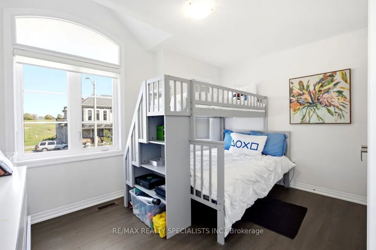 27 Salmon Crescent