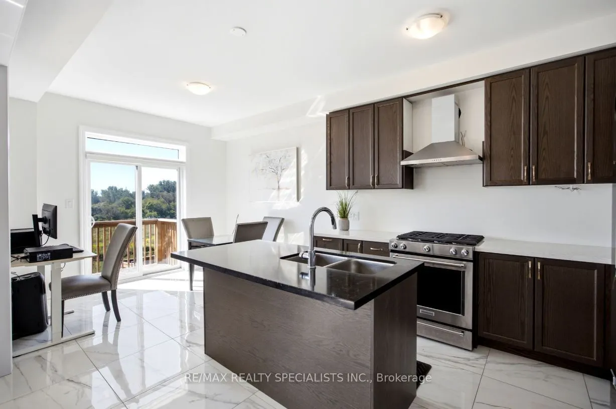 27 Salmon Crescent