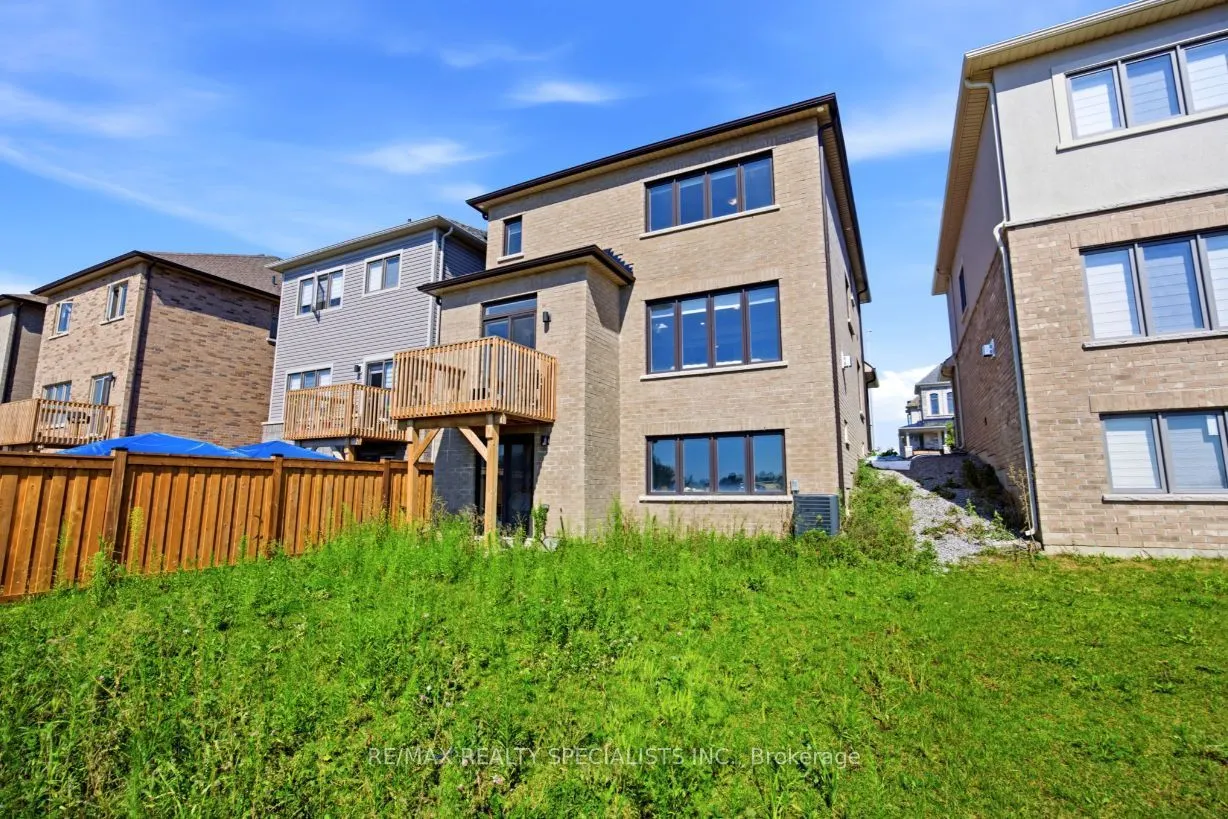27 Salmon Crescent