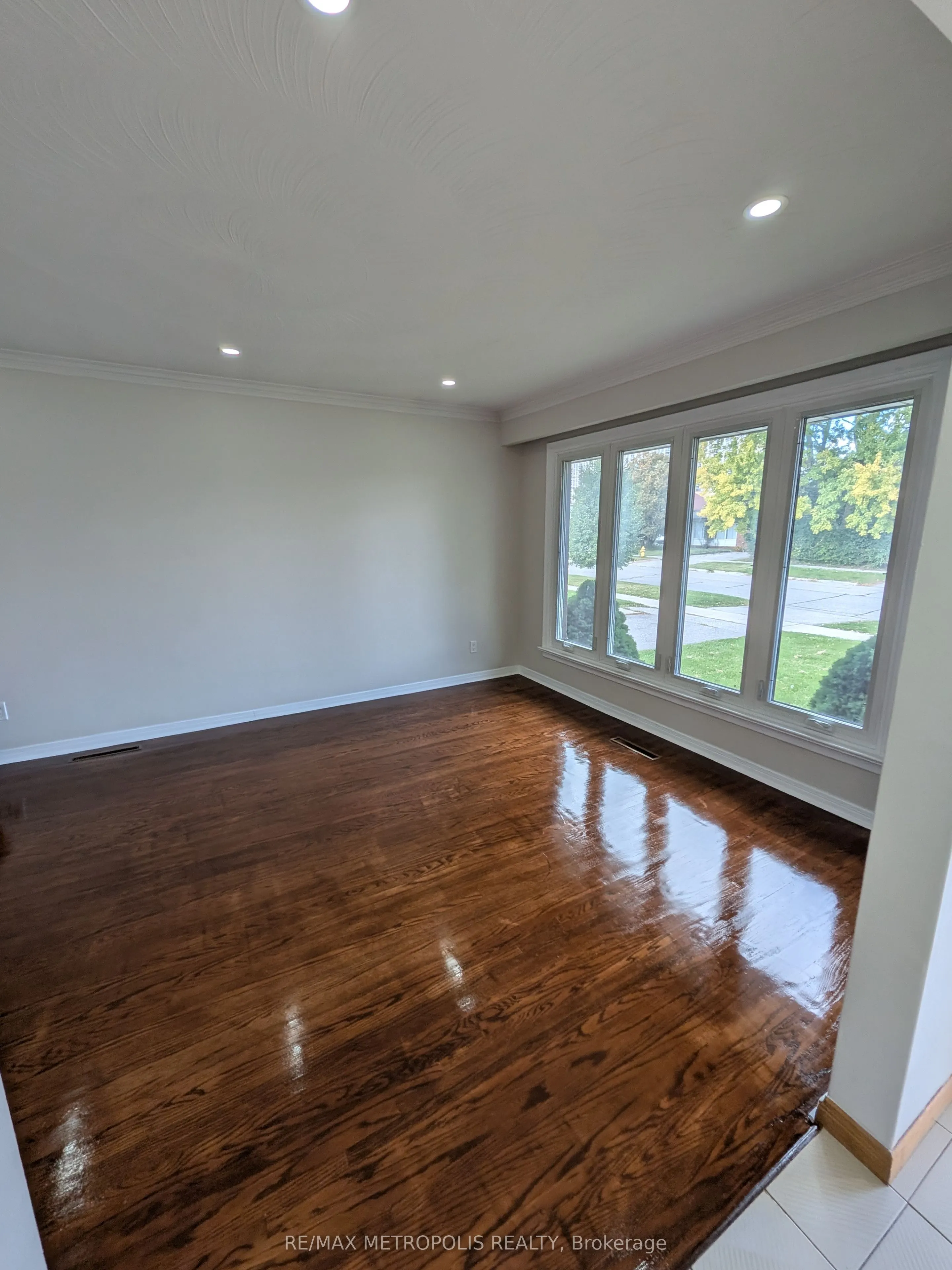 43 Lewiston Road #Main