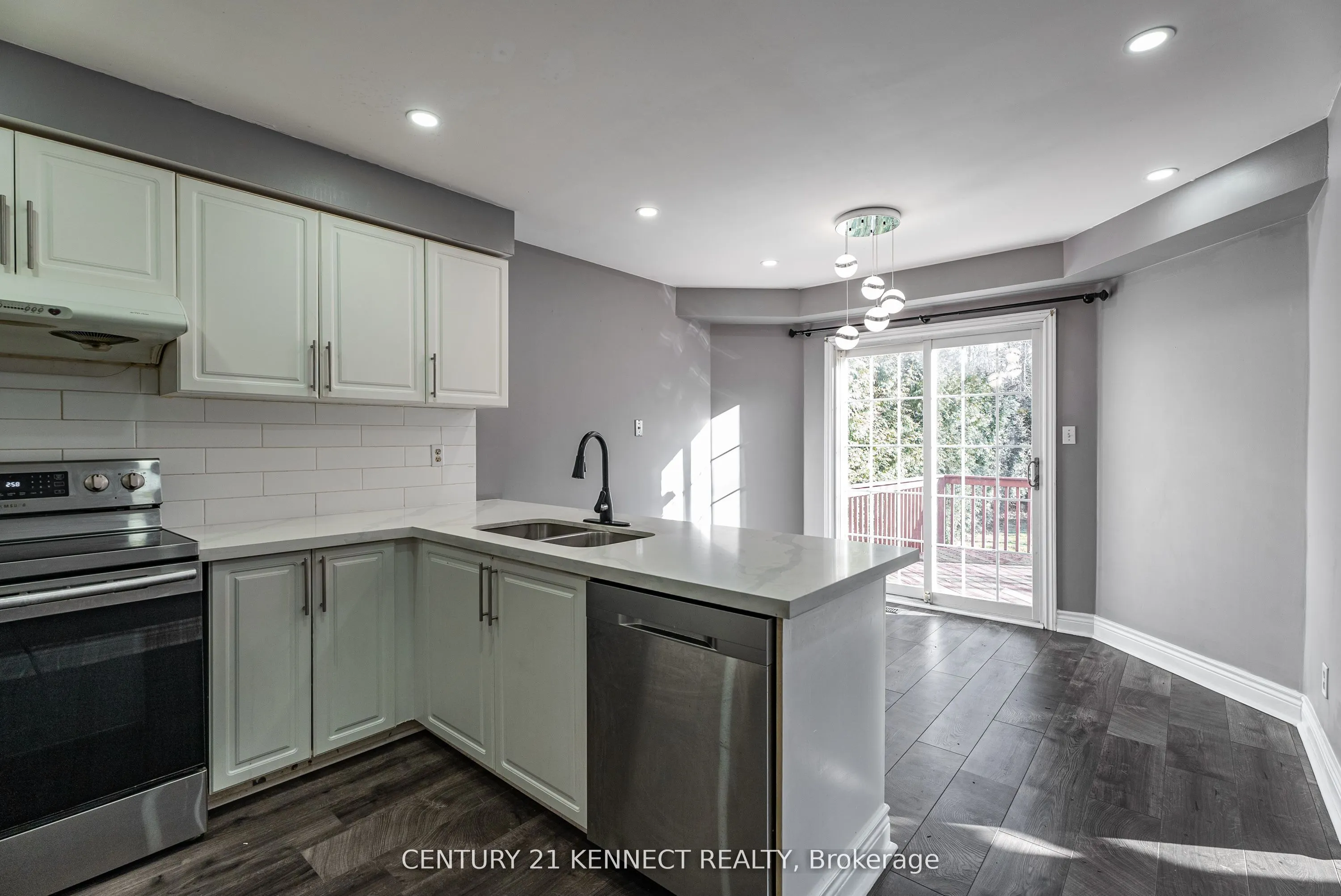 5 Knotty Pine Drive