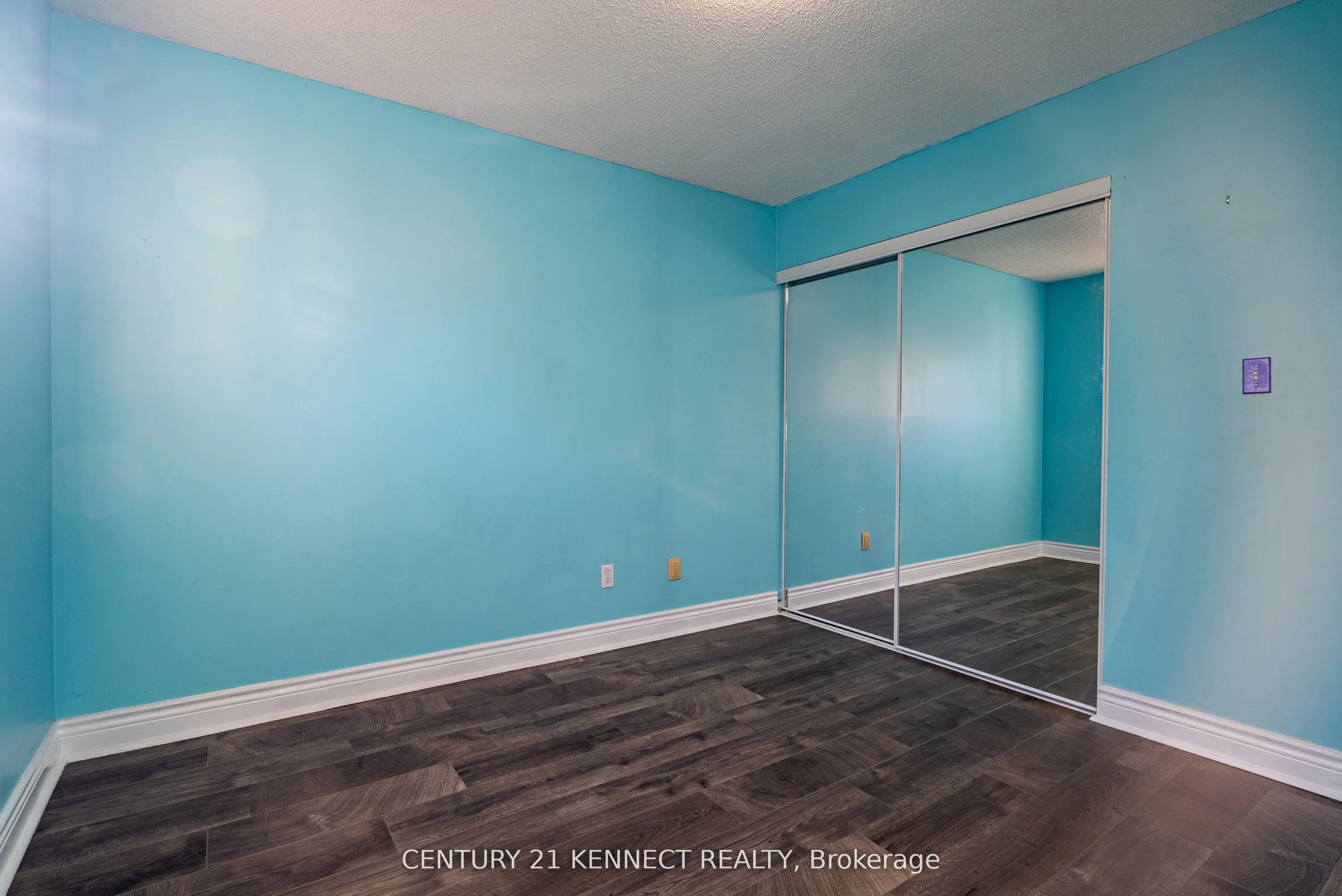 5 Knotty Pine Drive