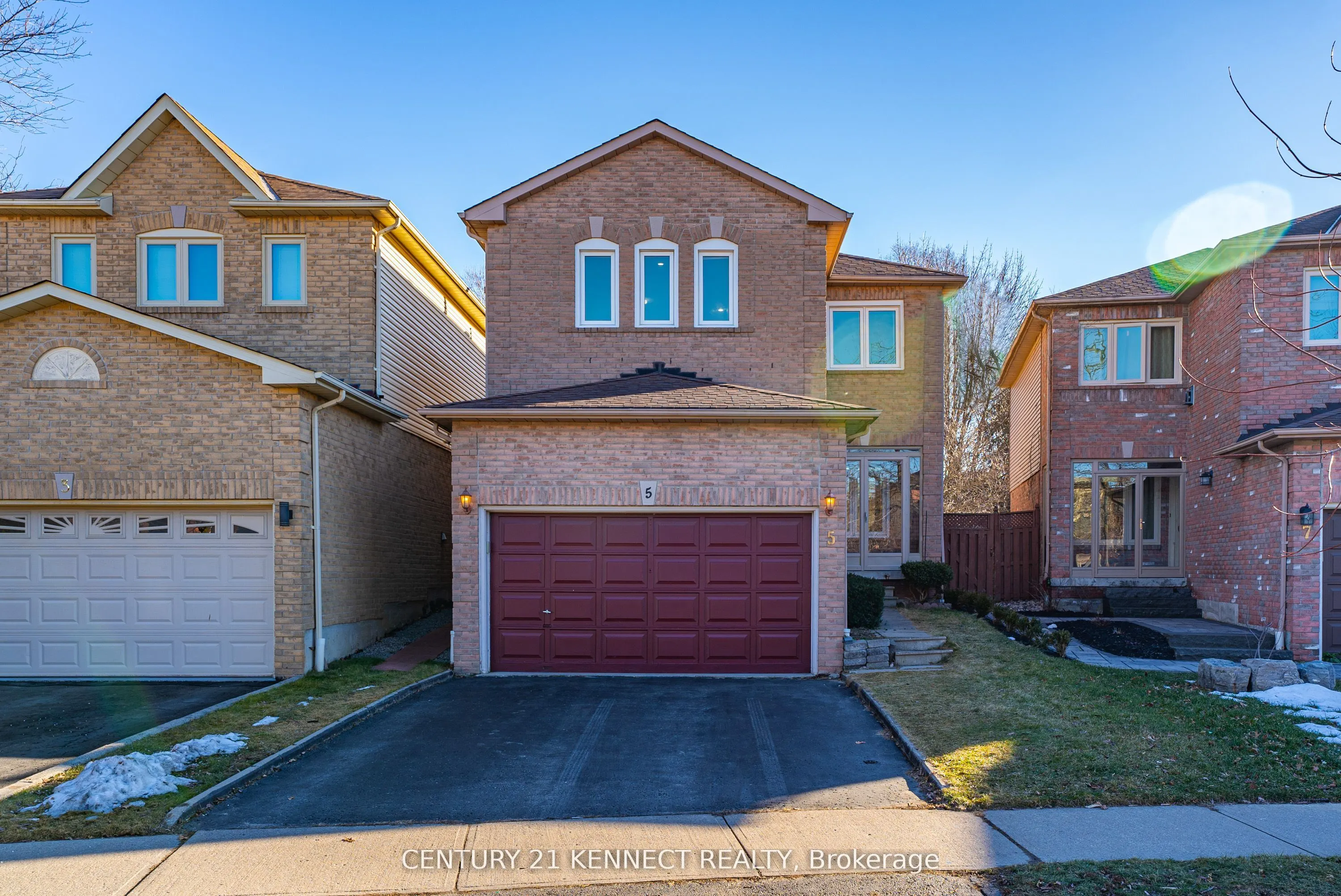 5 Knotty Pine Drive