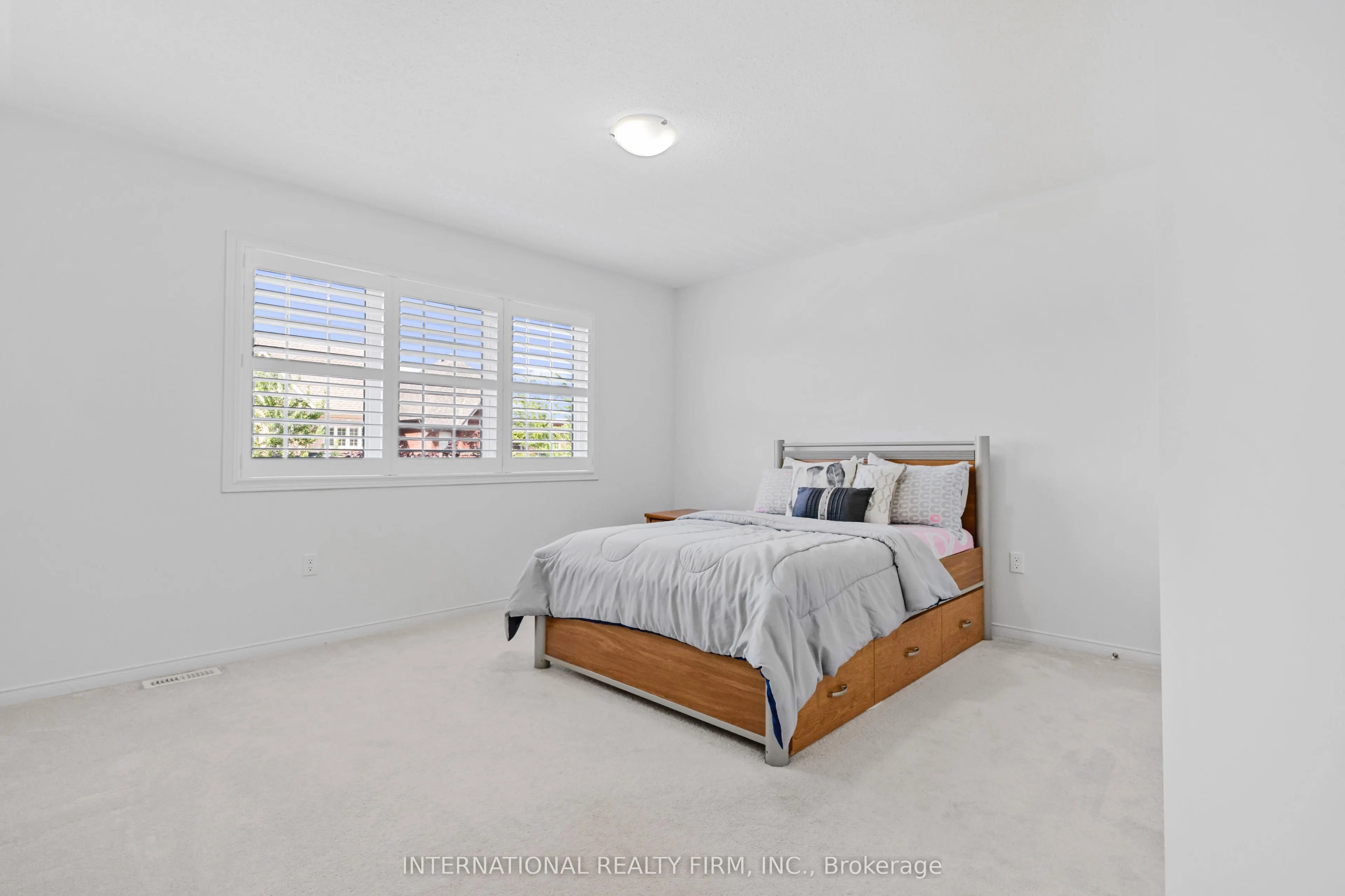 2537 Snow Knight Drive