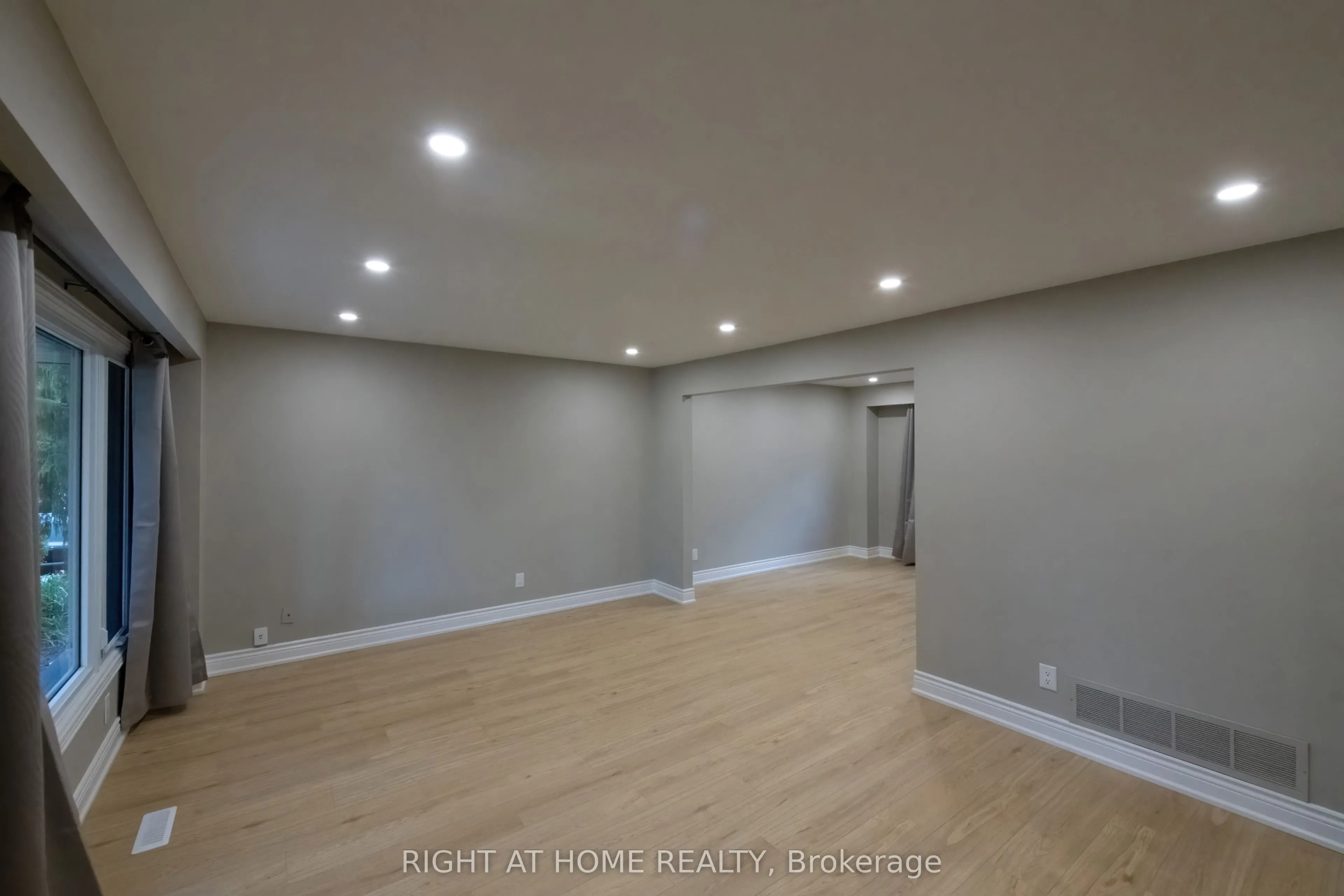 83 Anstead Crescent