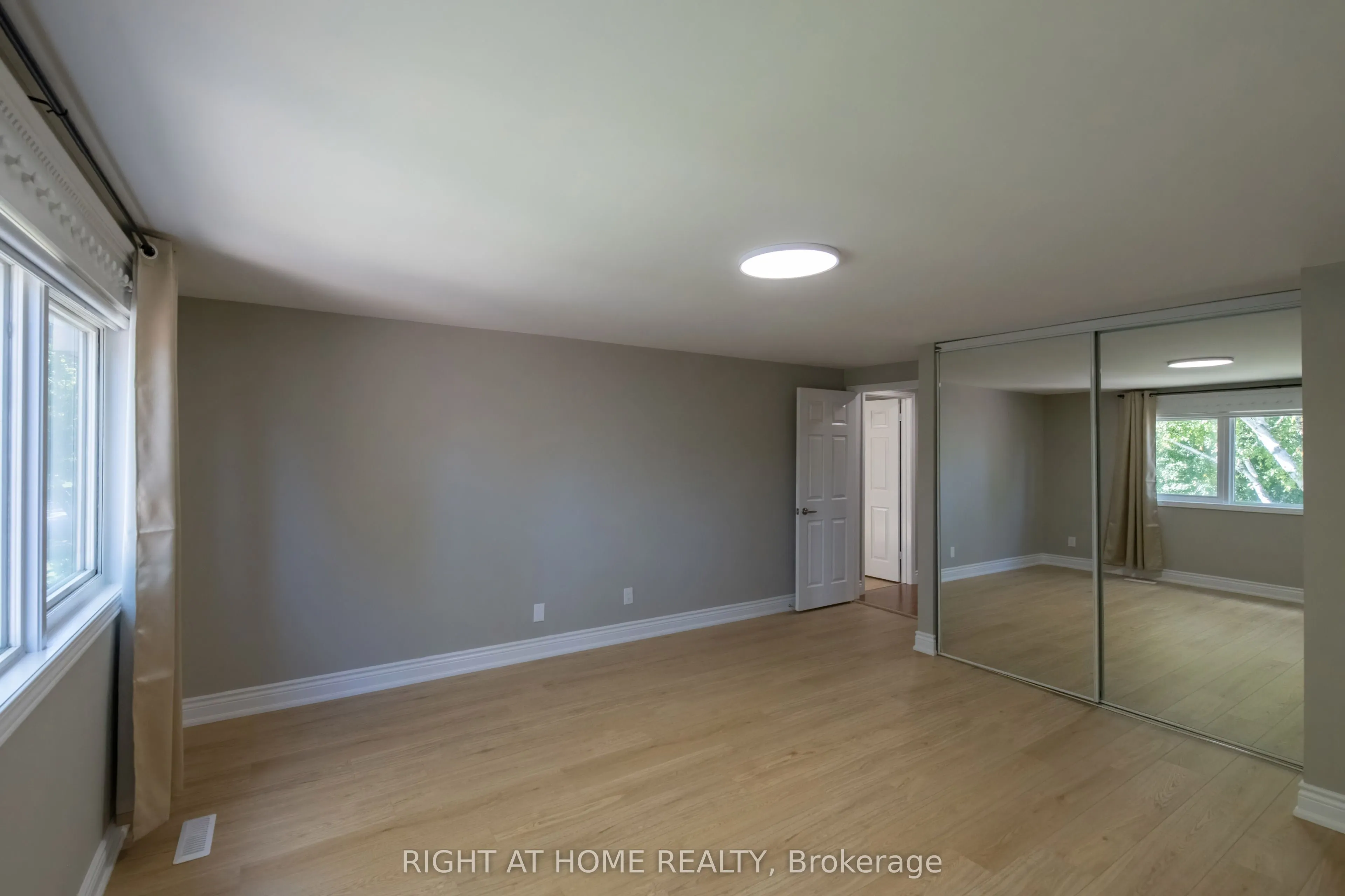 83 Anstead Crescent