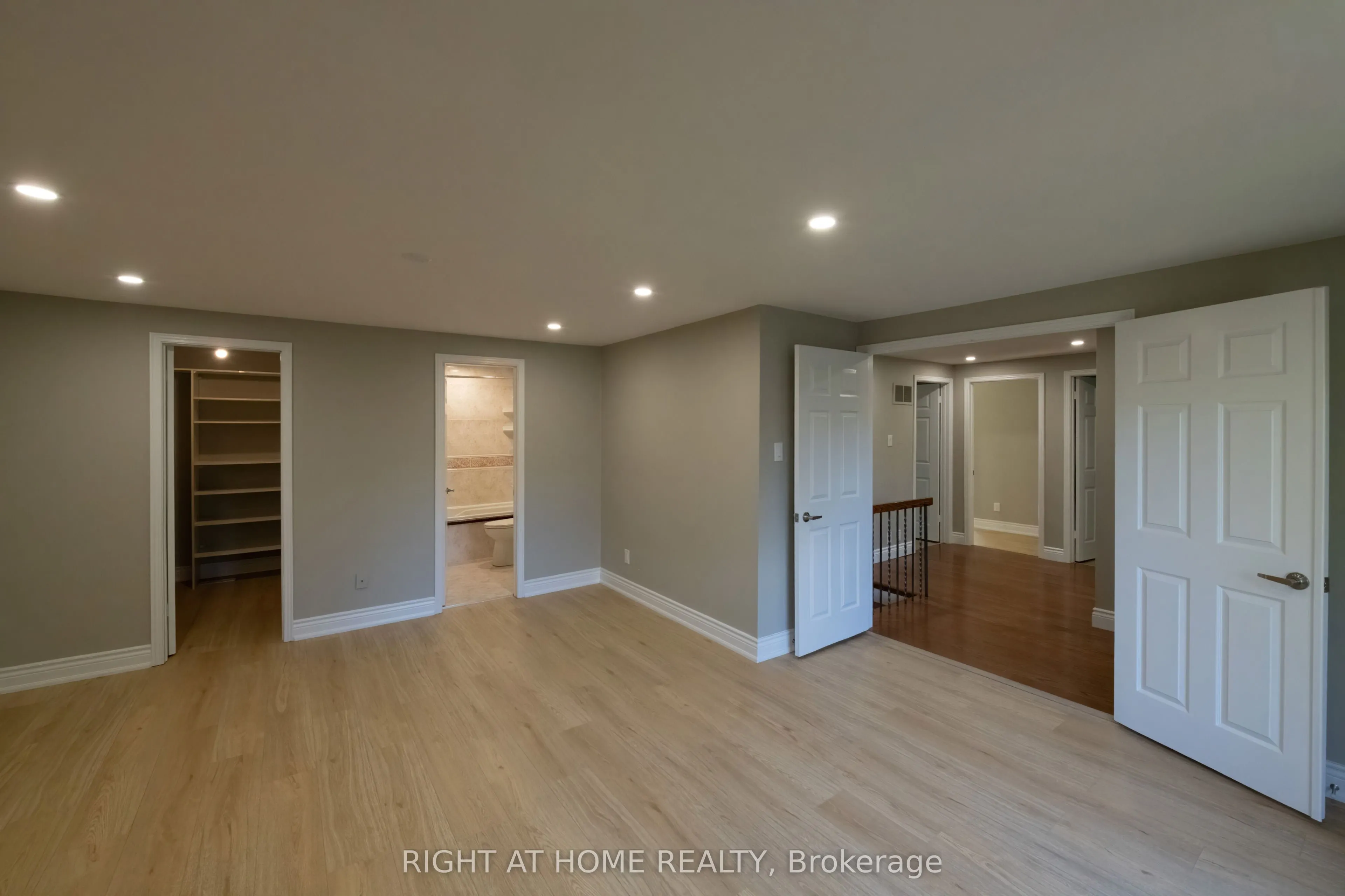 83 Anstead Crescent