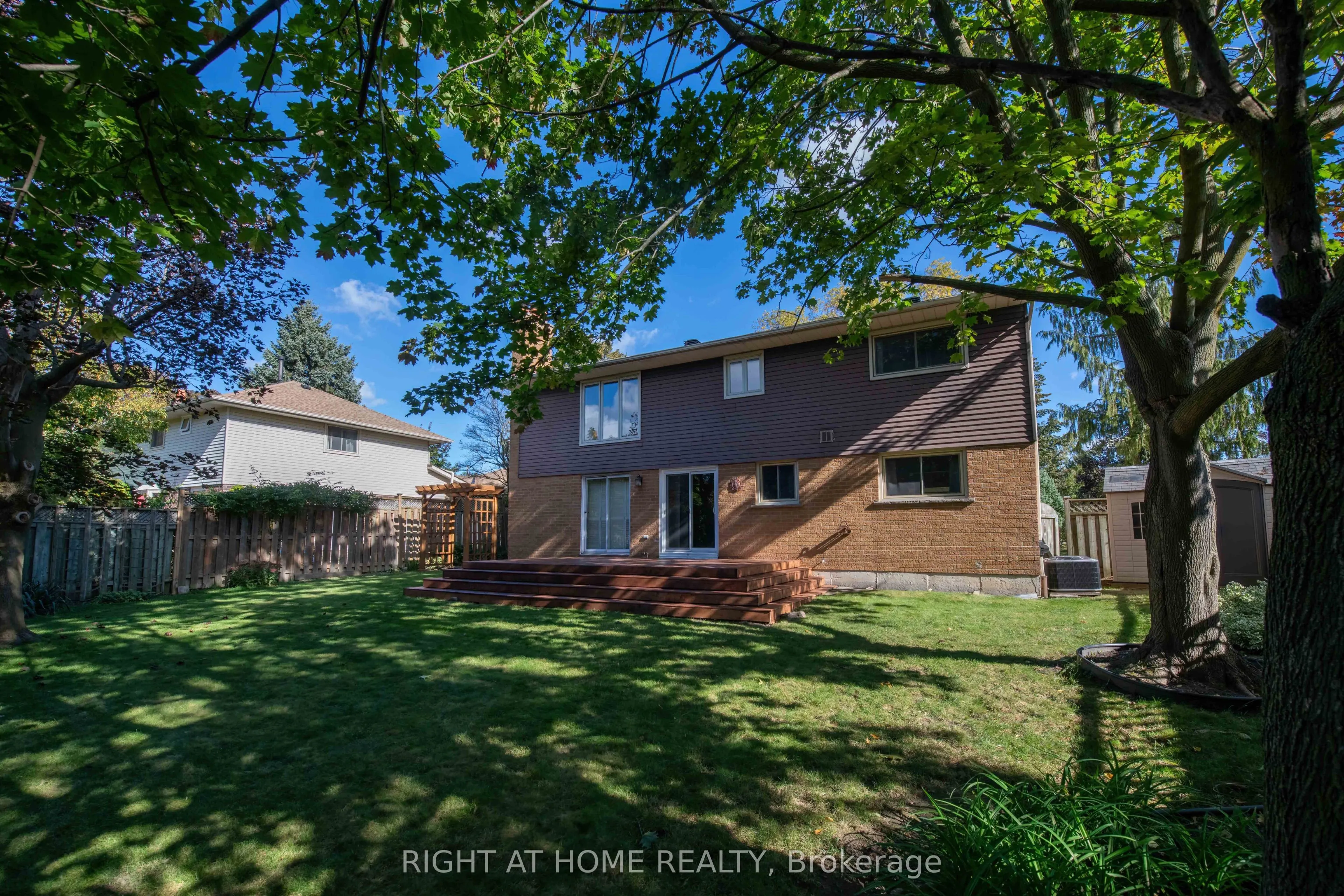 83 Anstead Crescent