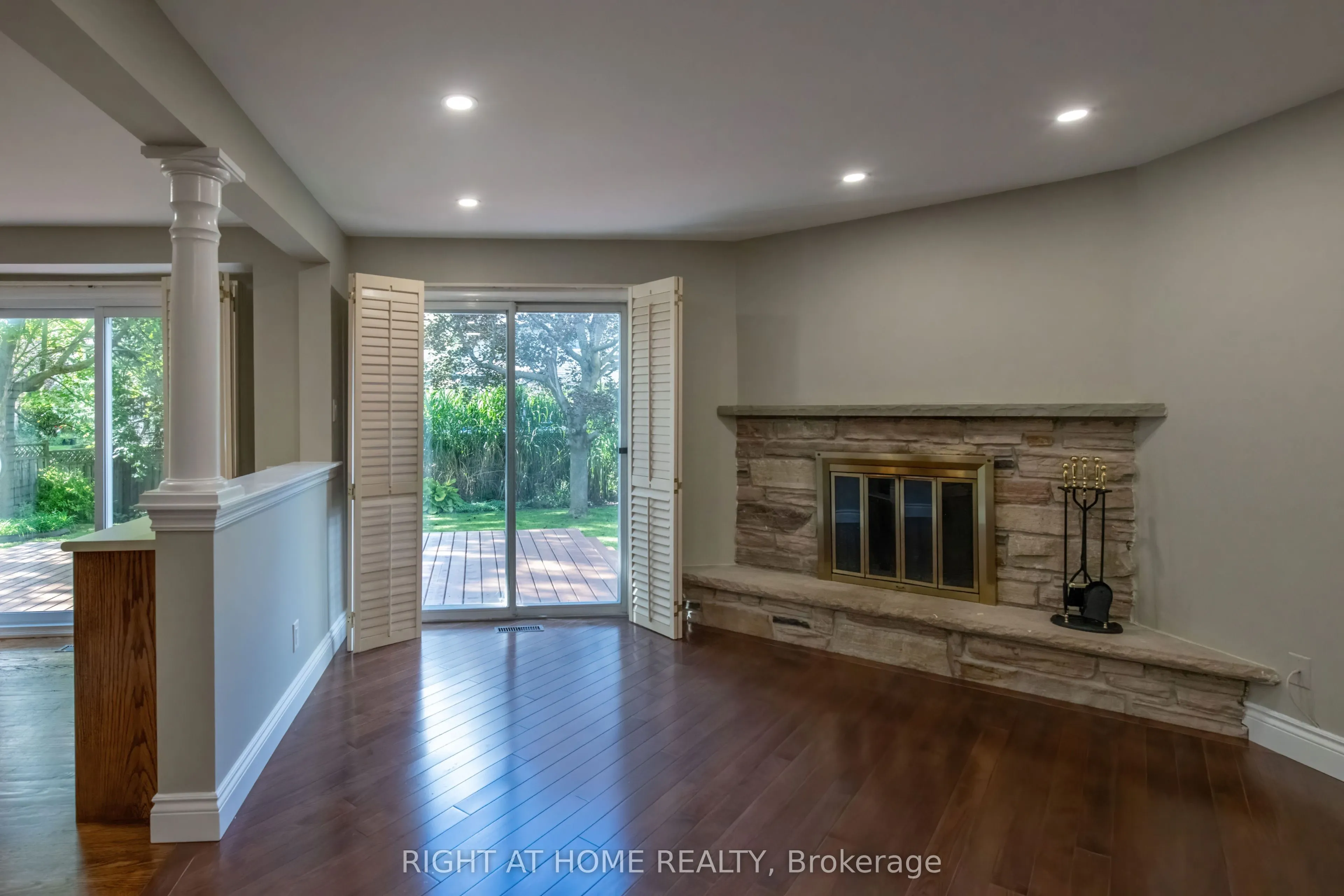 83 Anstead Crescent