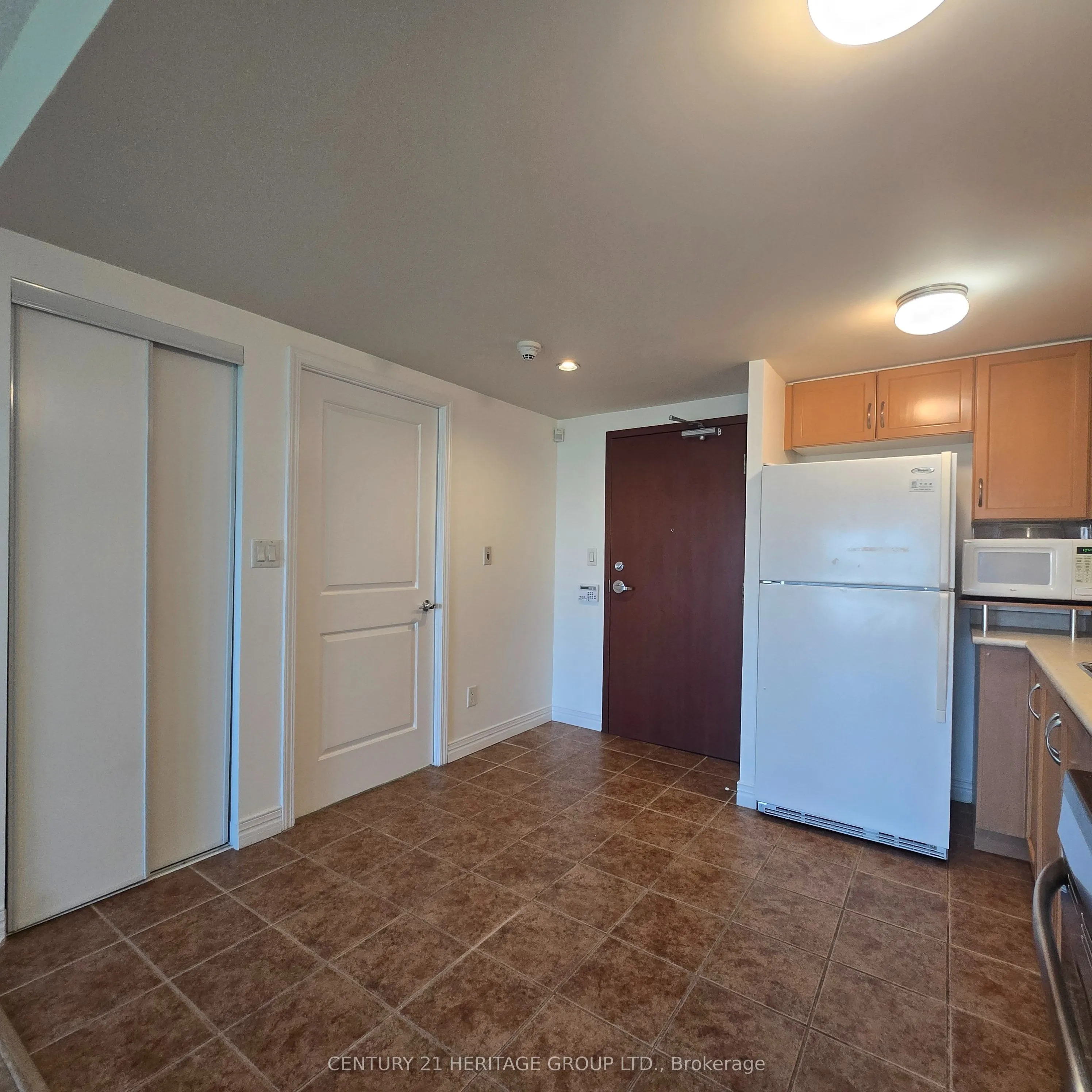 90 Scottfield Drive #319