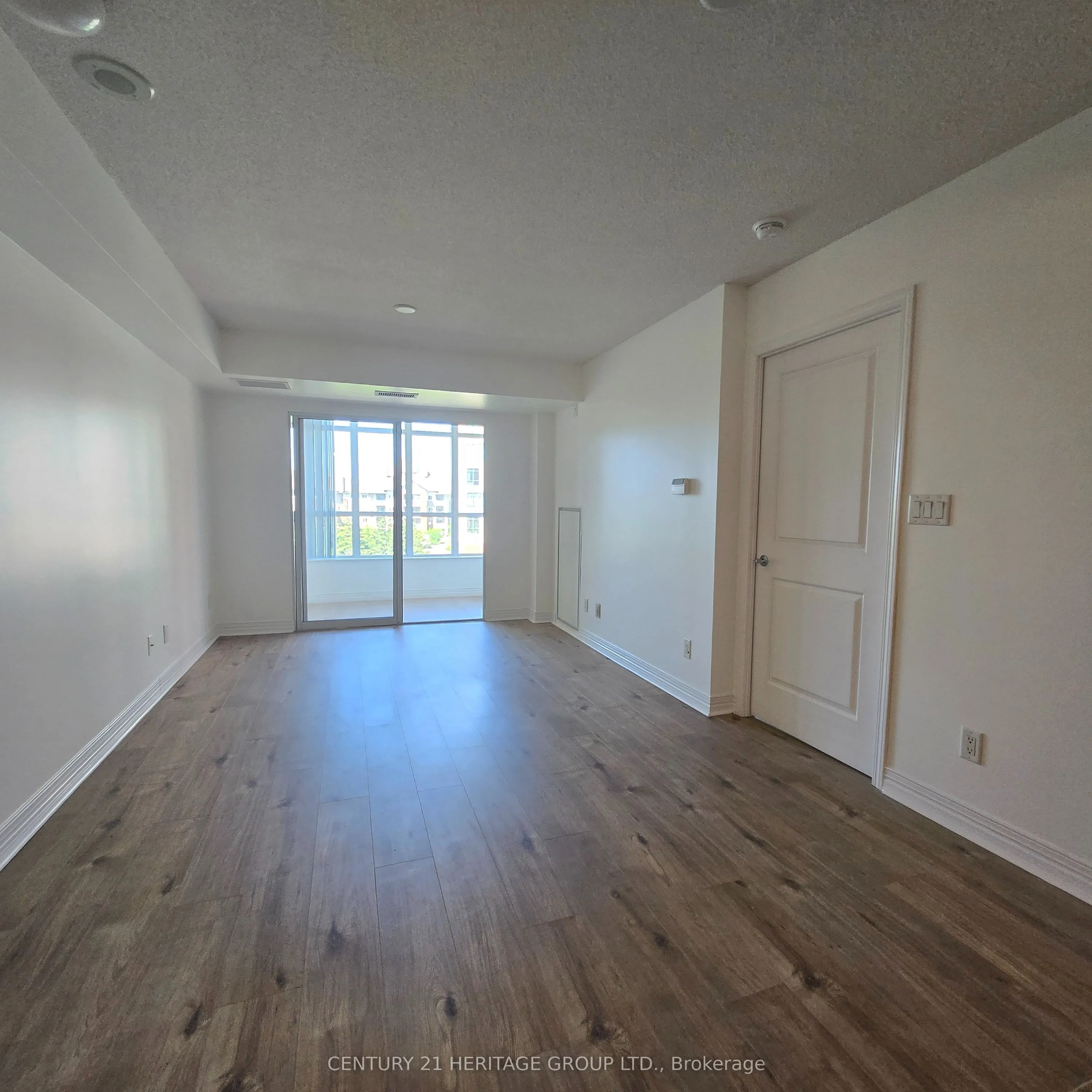 90 Scottfield Drive #319