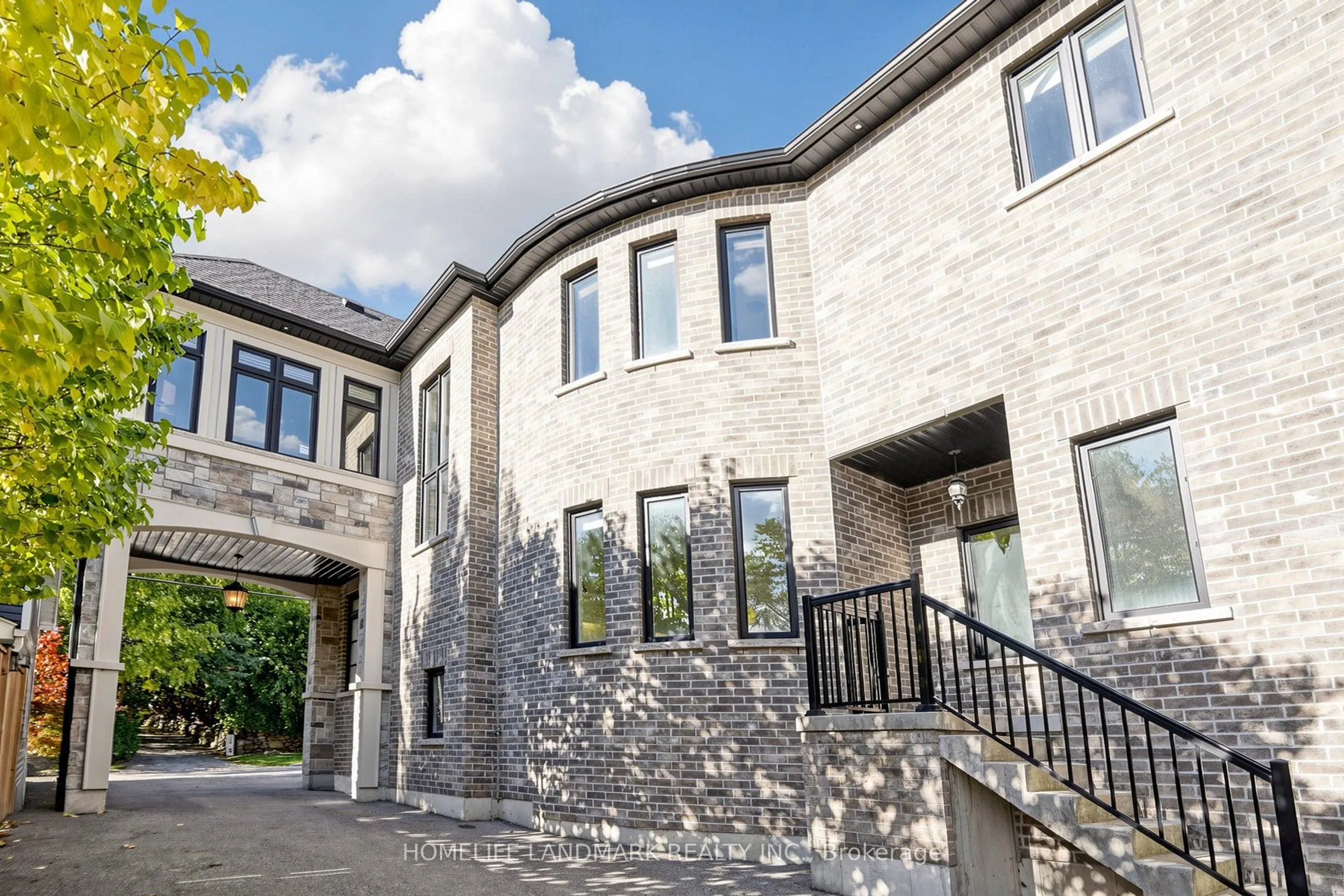 1047 Dunbarton Road