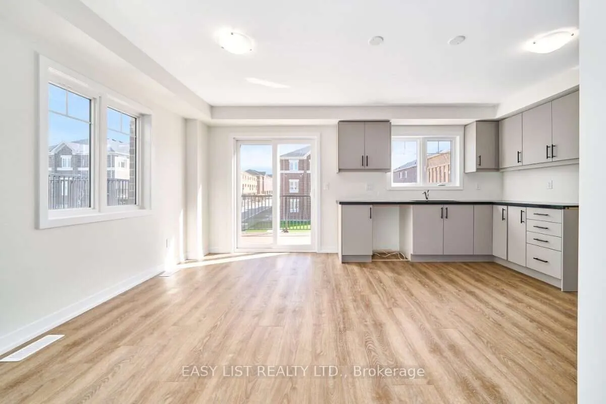 27 Addyman Crescent
