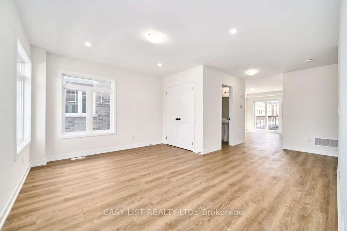 27 Addyman Crescent