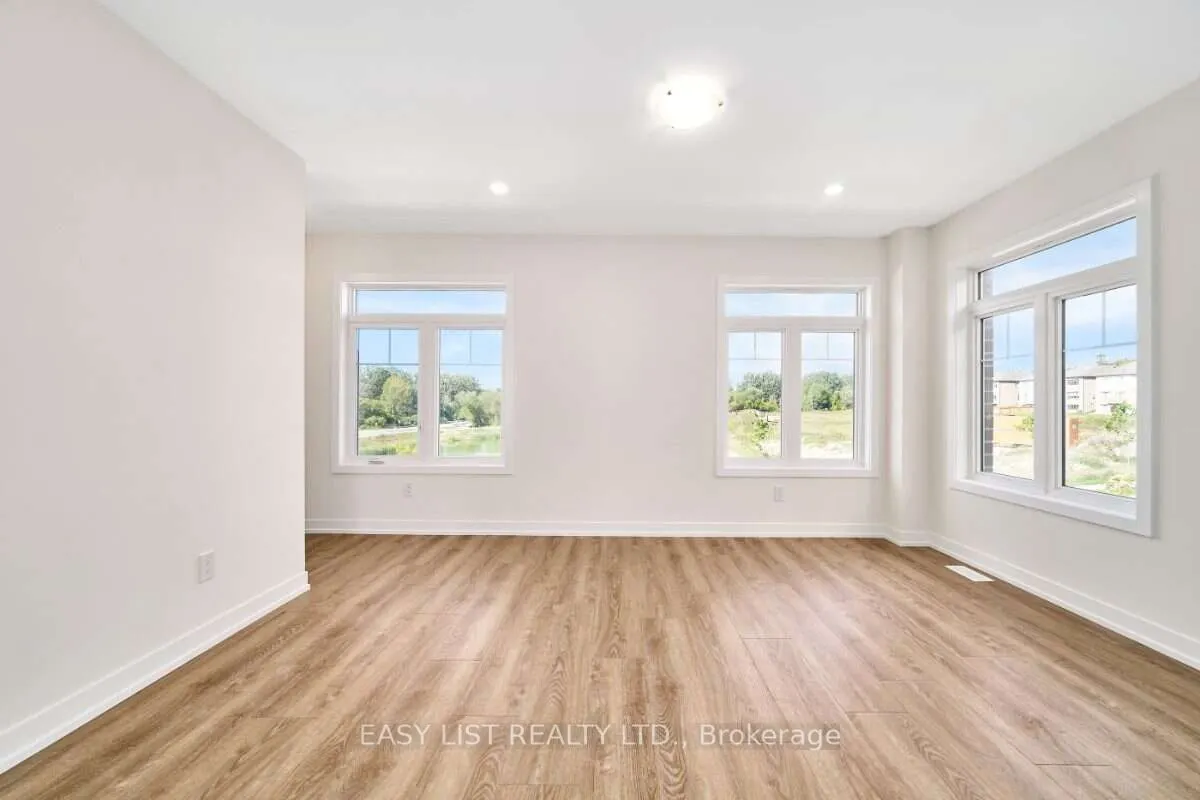 27 Addyman Crescent