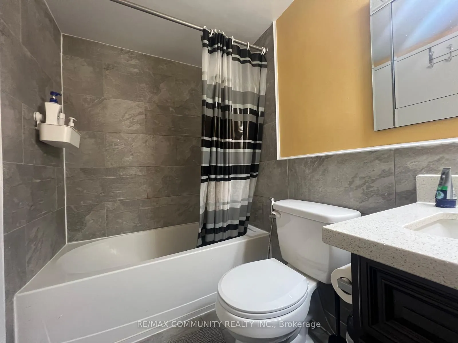 100 Wingarden Court #1008