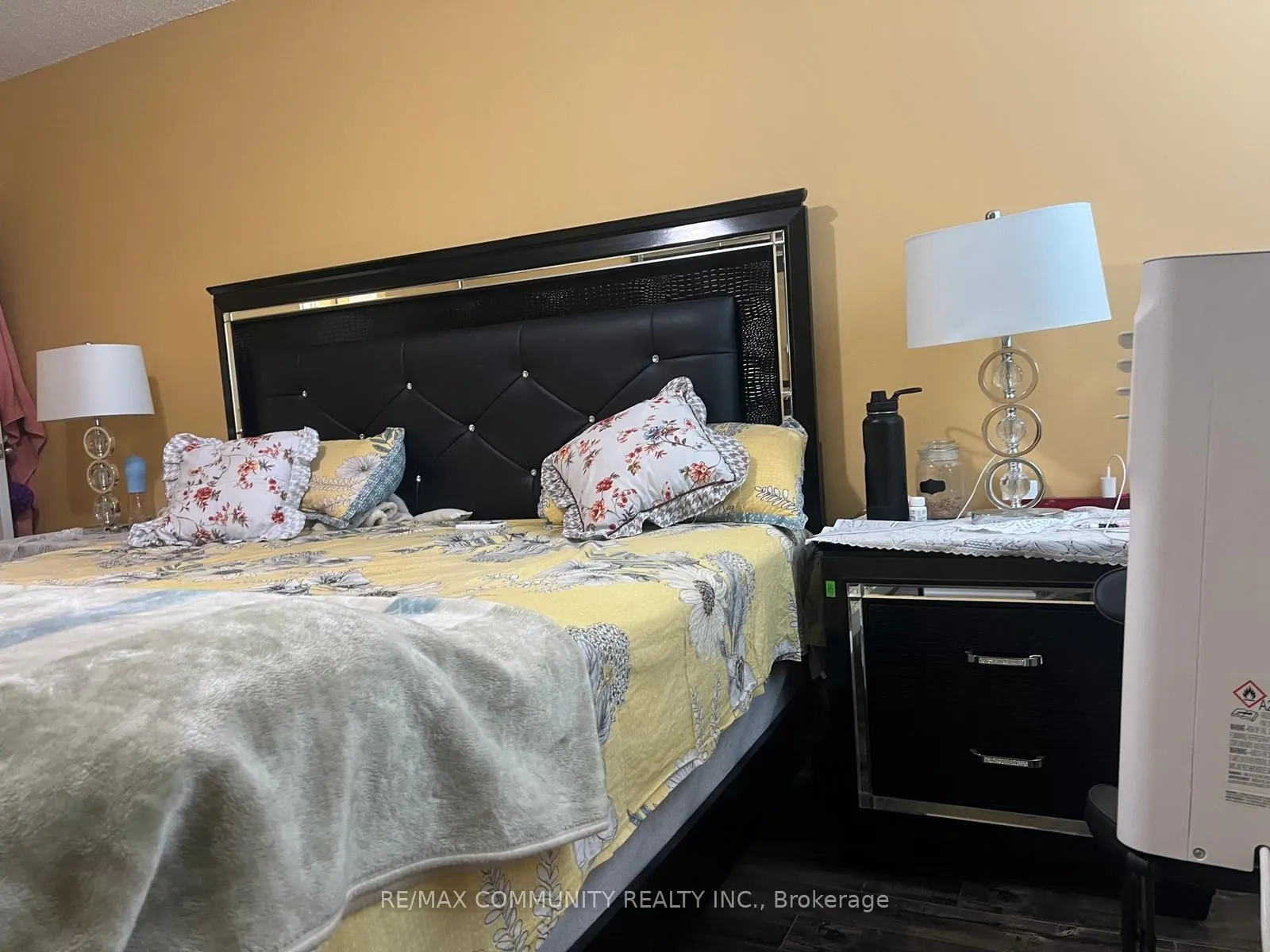 100 Wingarden Court #1008