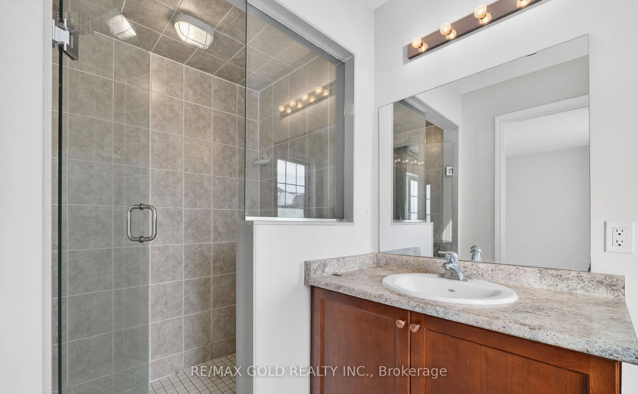 846 Atwater Path
