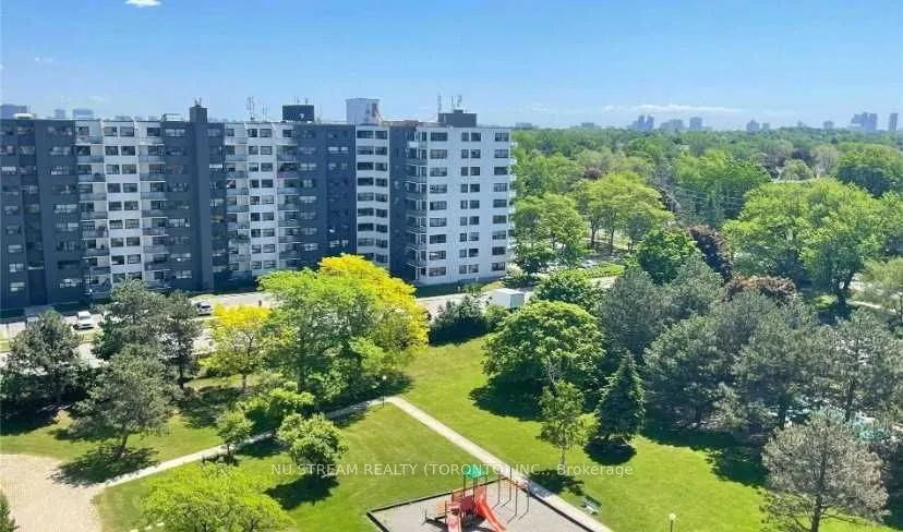 25 Silver Springs Boulevard #1204