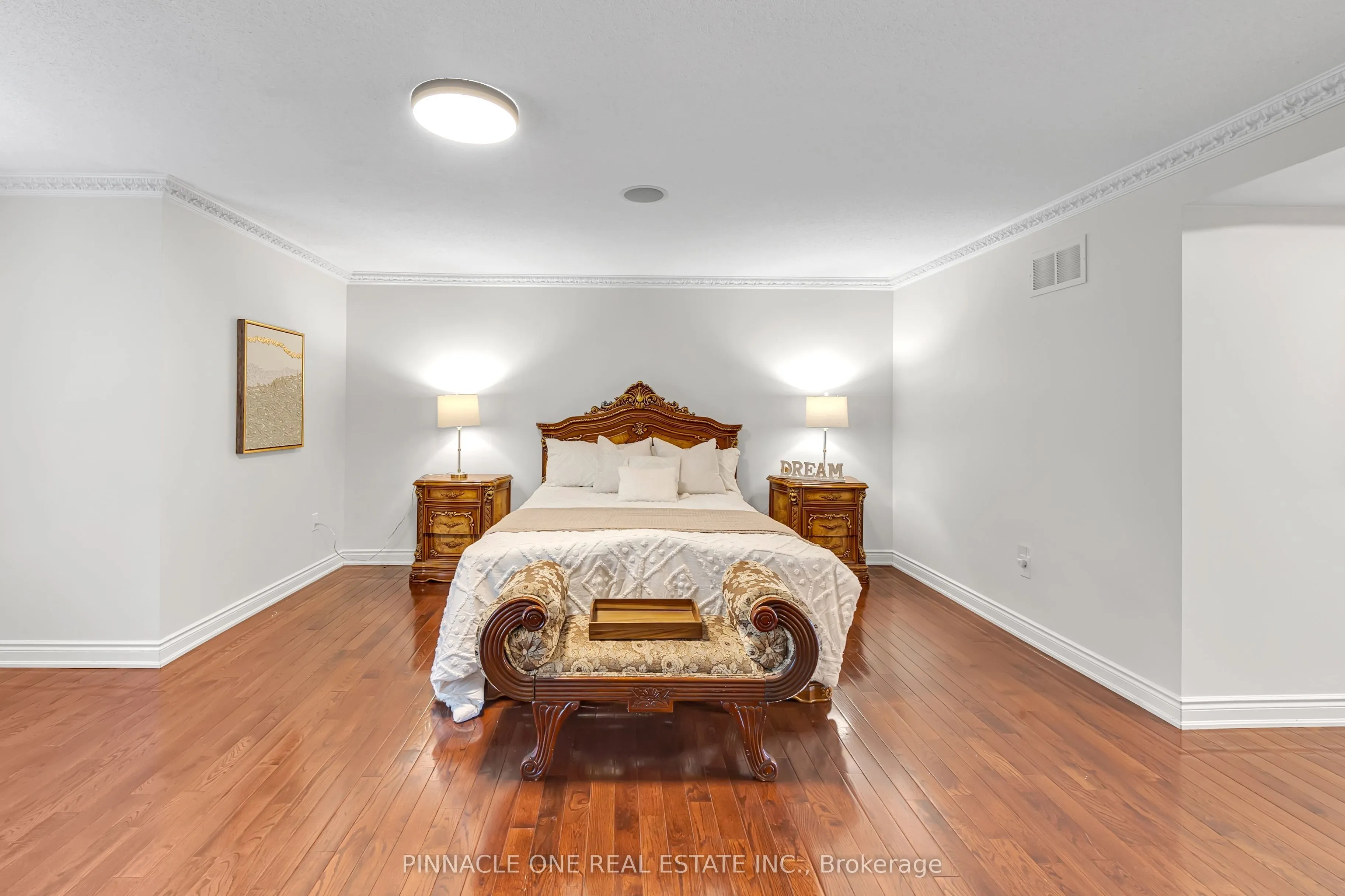 6 Dolby Crescent