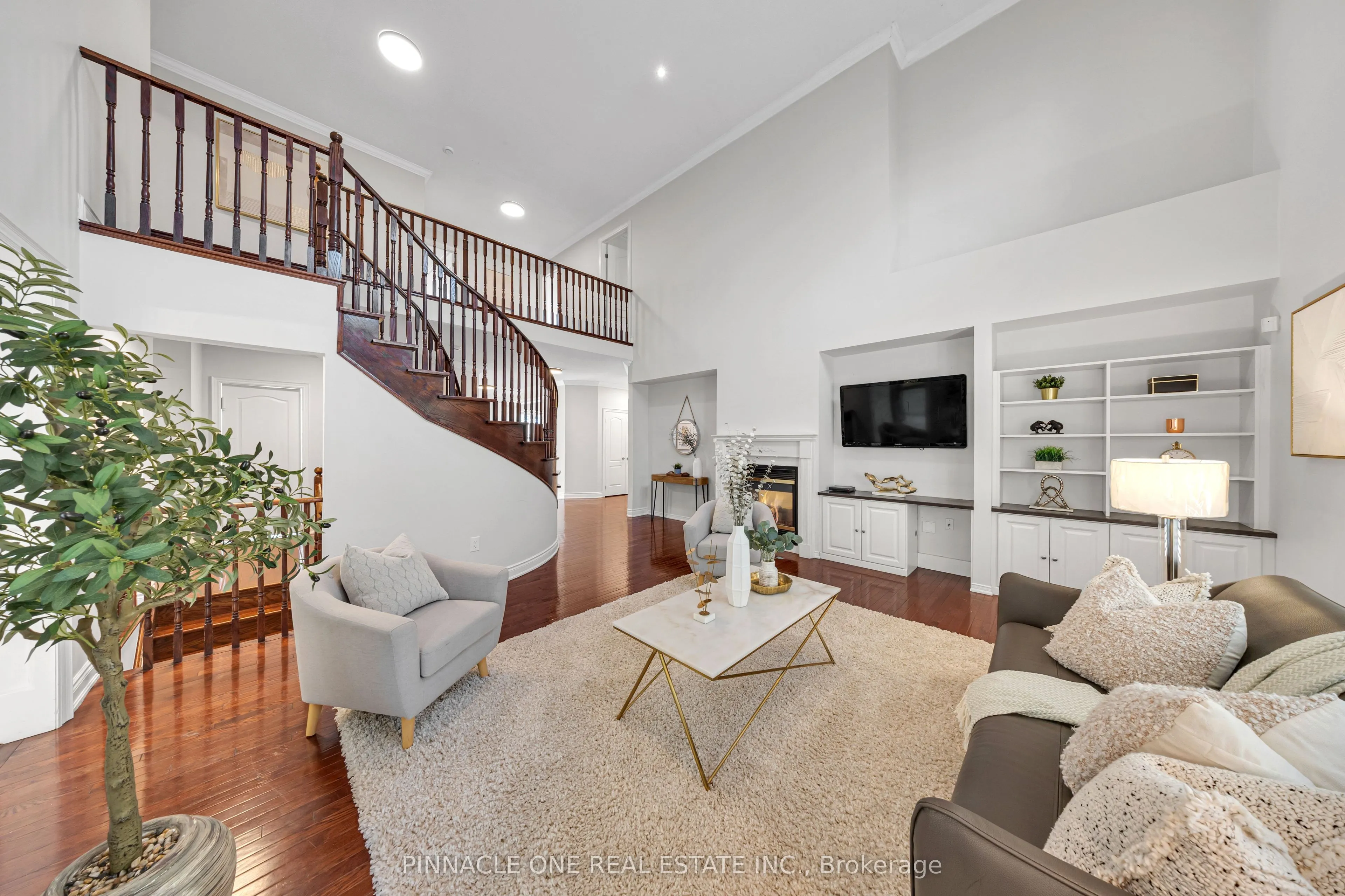 6 Dolby Crescent