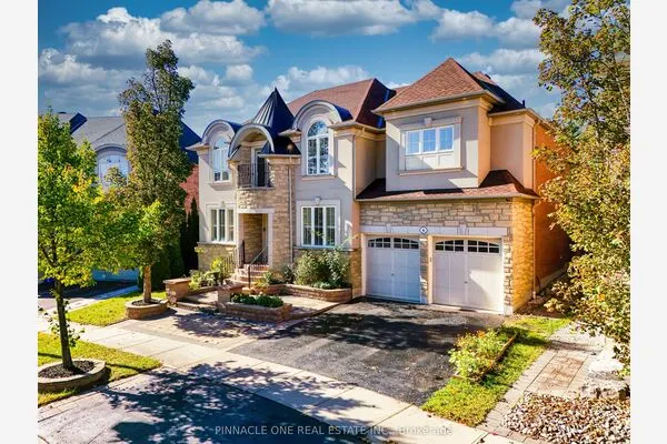 6 Dolby Crescent