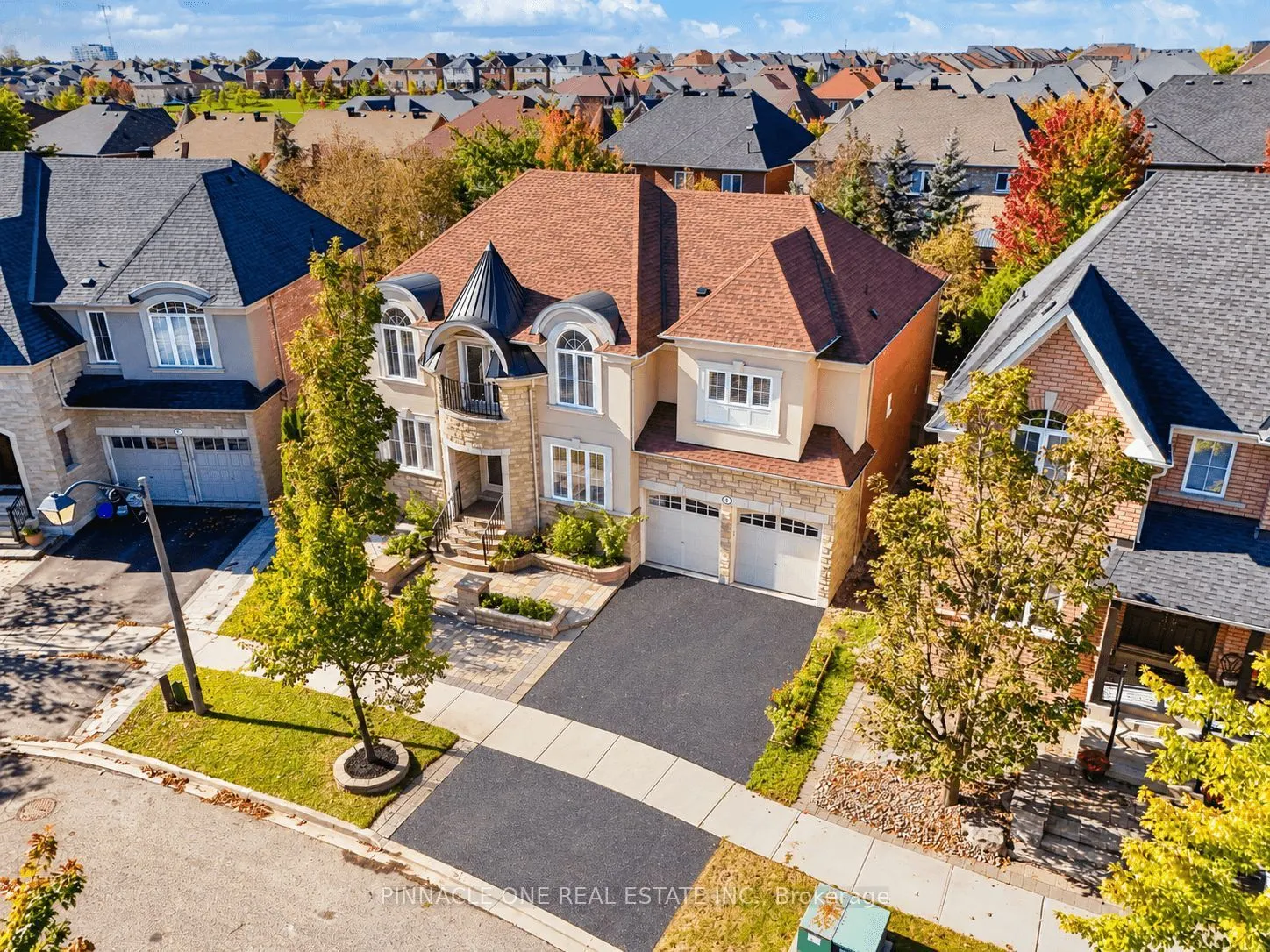 6 Dolby Crescent