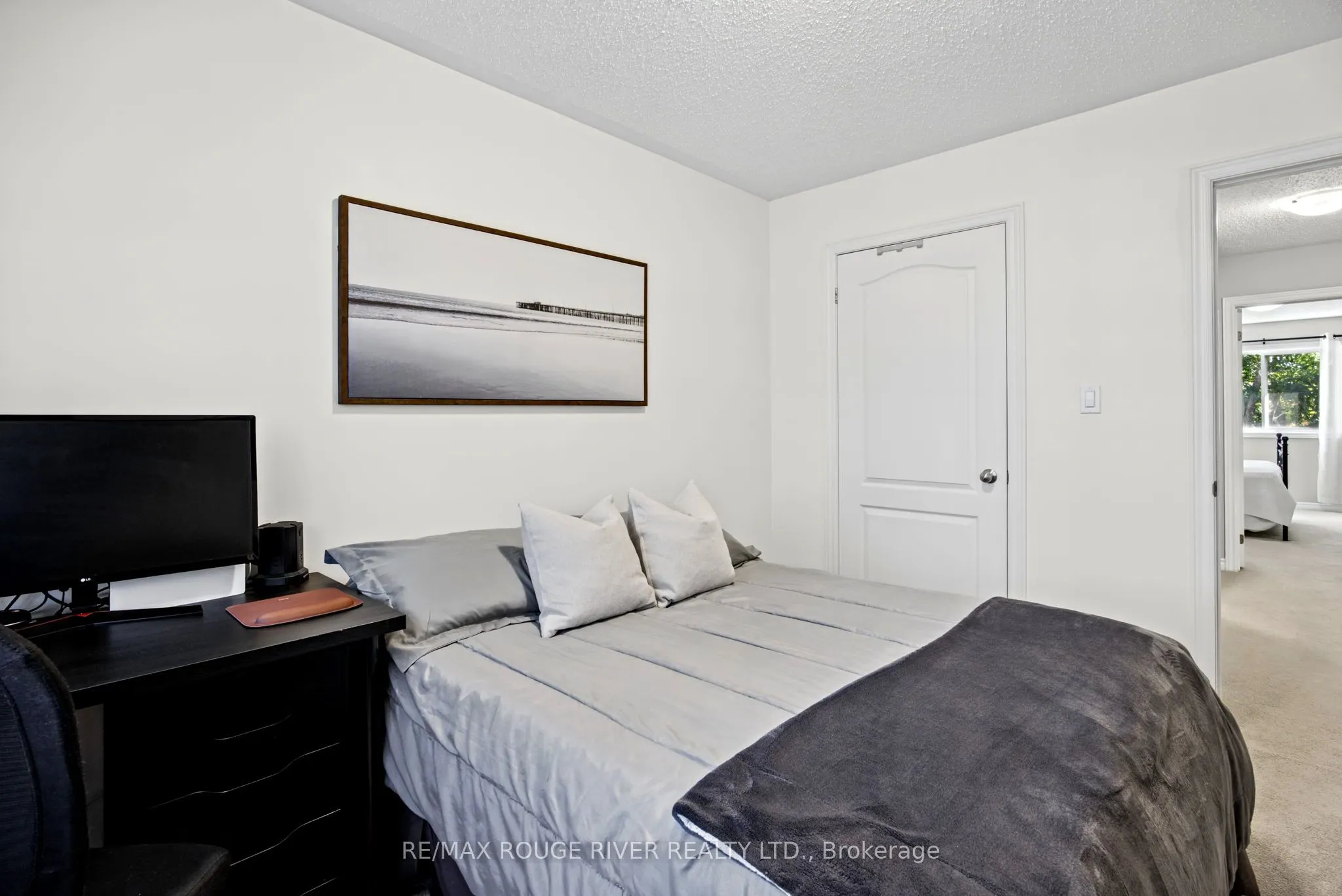 715 Grandview Street N #37