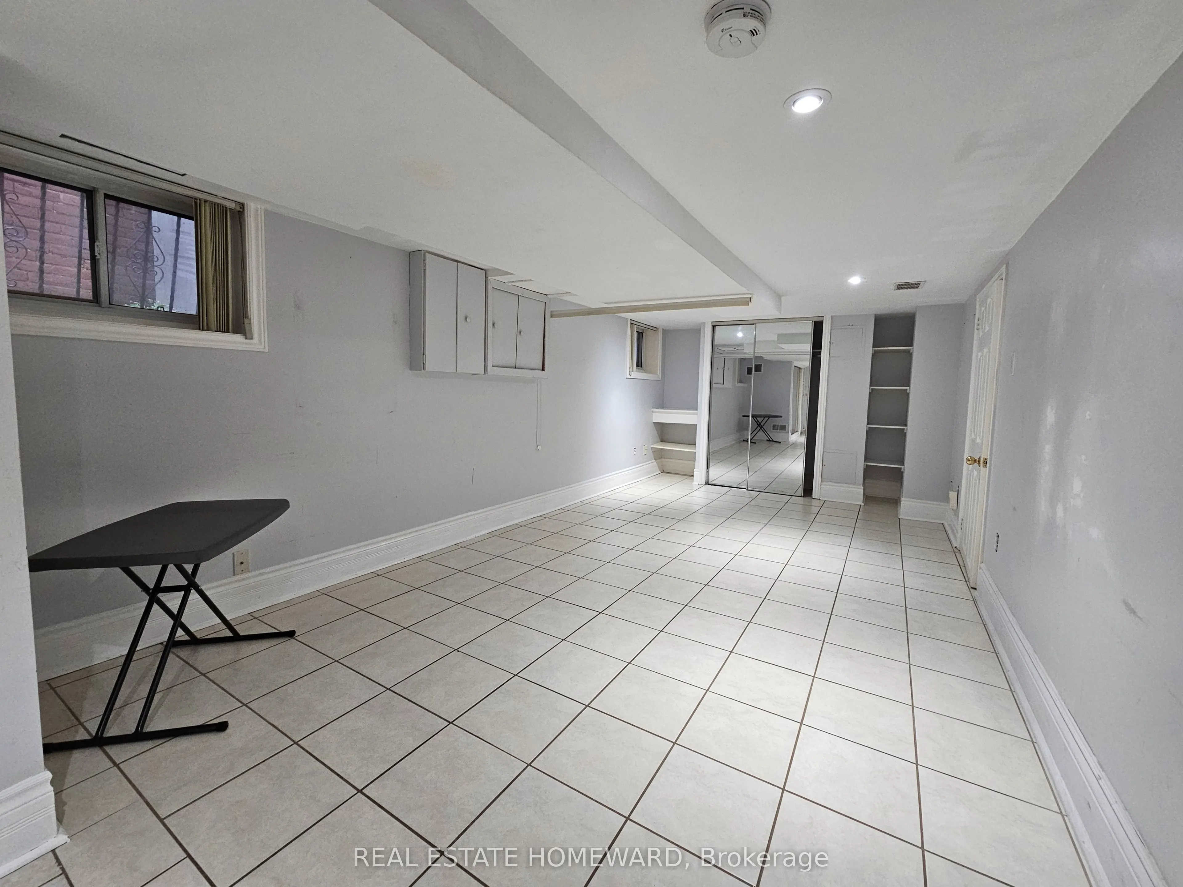 19 Keystone Avenue #Lower level