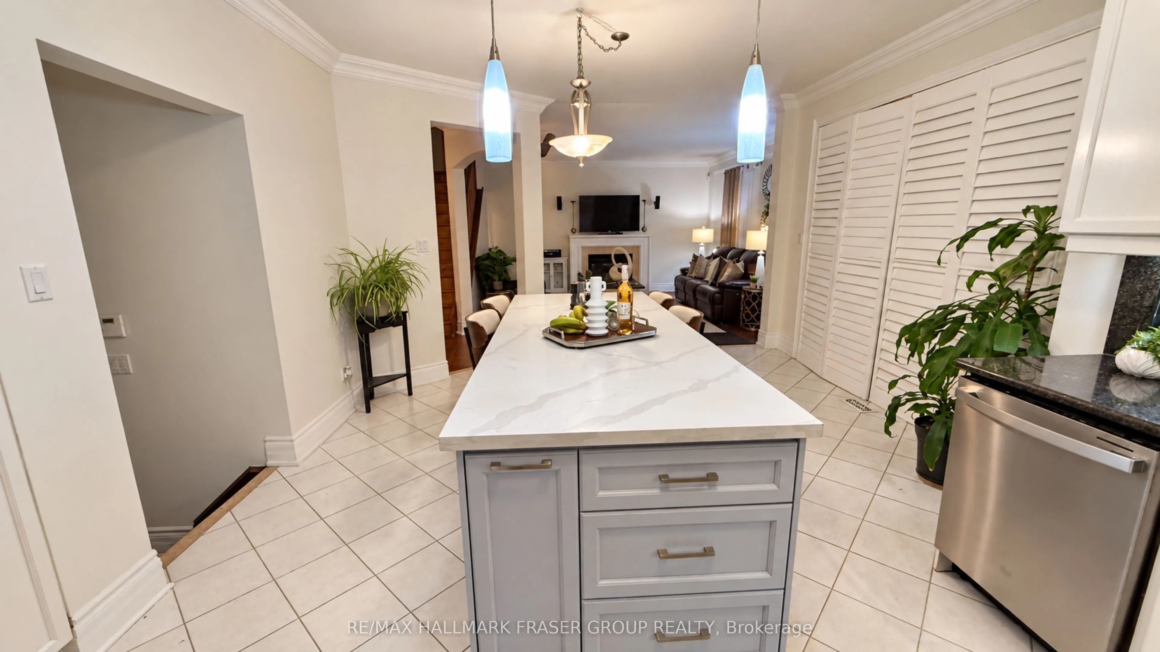 10 Weatherby Avenue