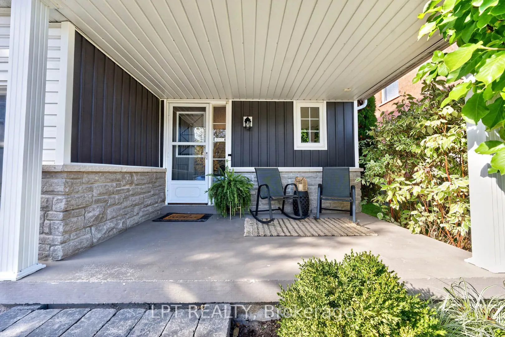 32 Primeau Avenue