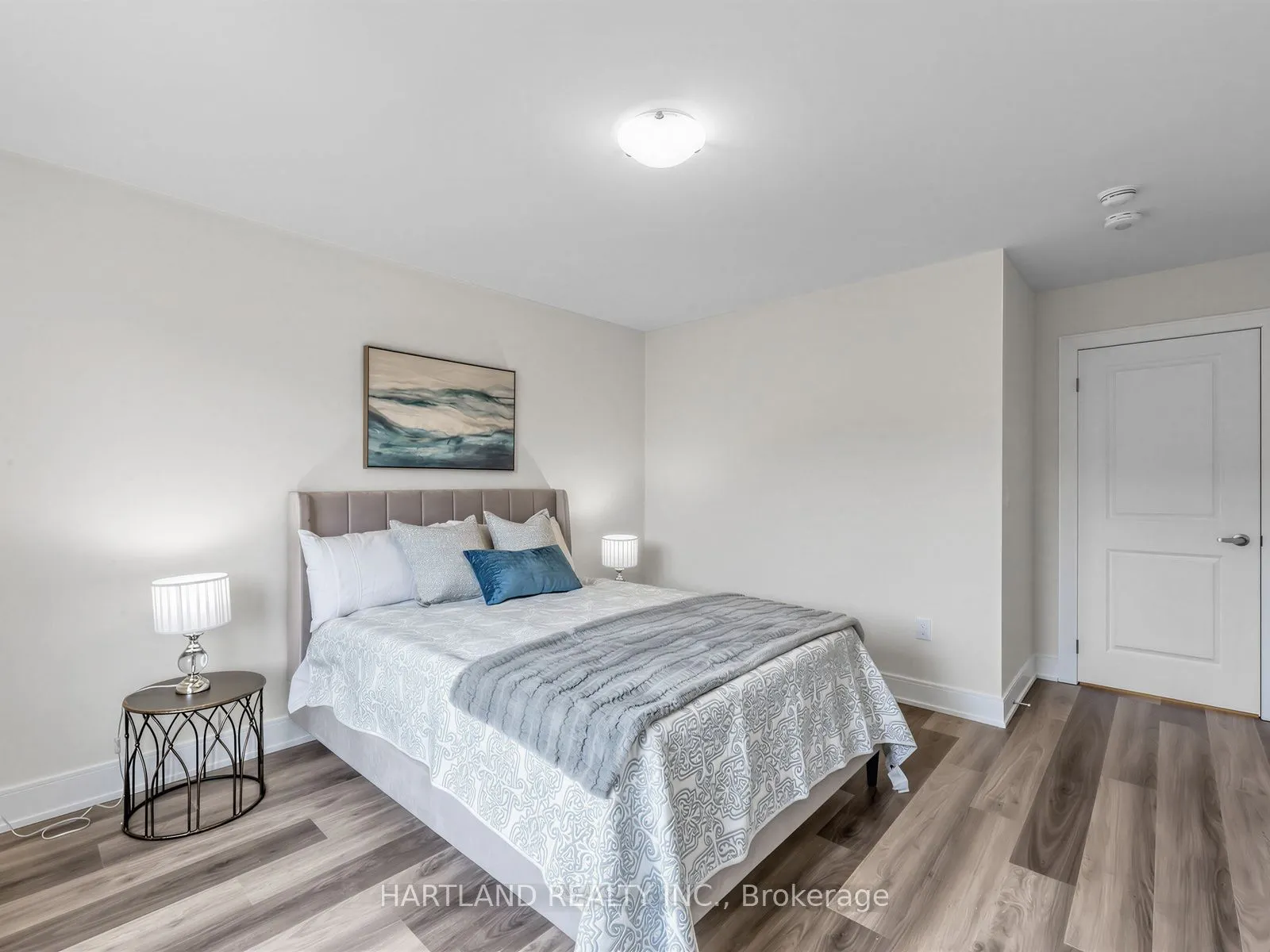 1695 Dersan Street #503