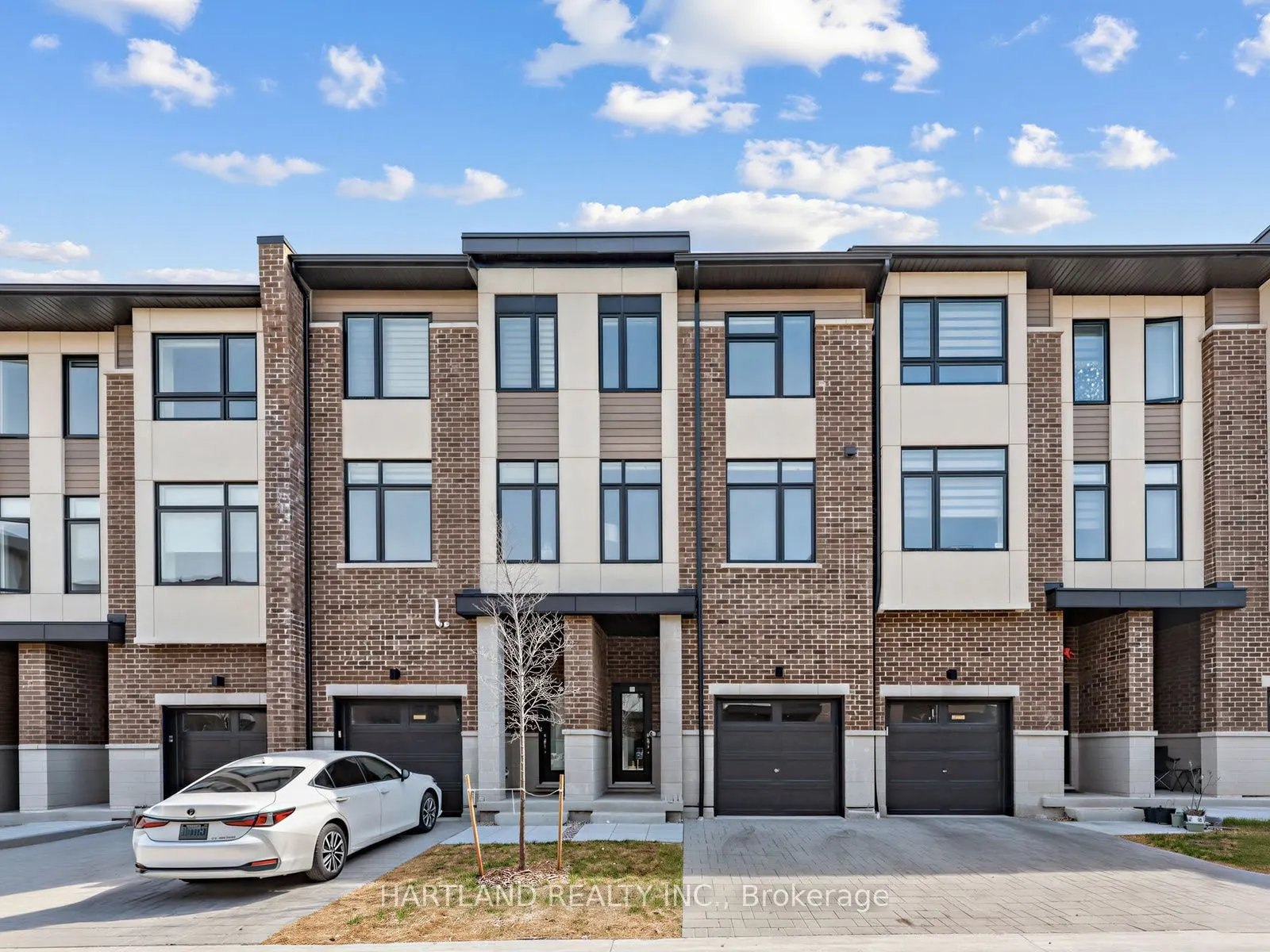 1695 Dersan Street #503