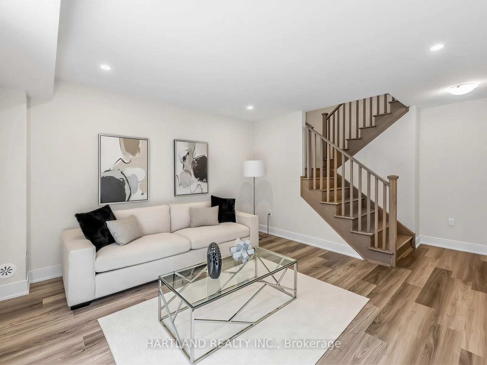 1695 Dersan Street #503