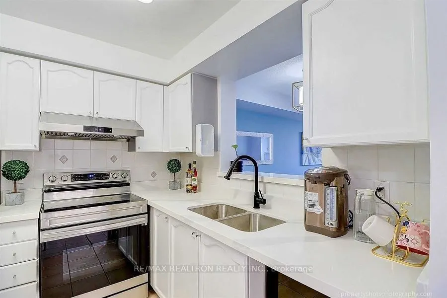 2627 Mccowan Road #808