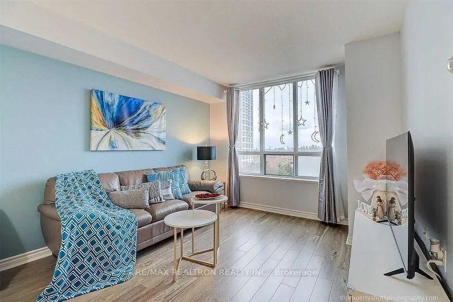 2627 Mccowan Road #808