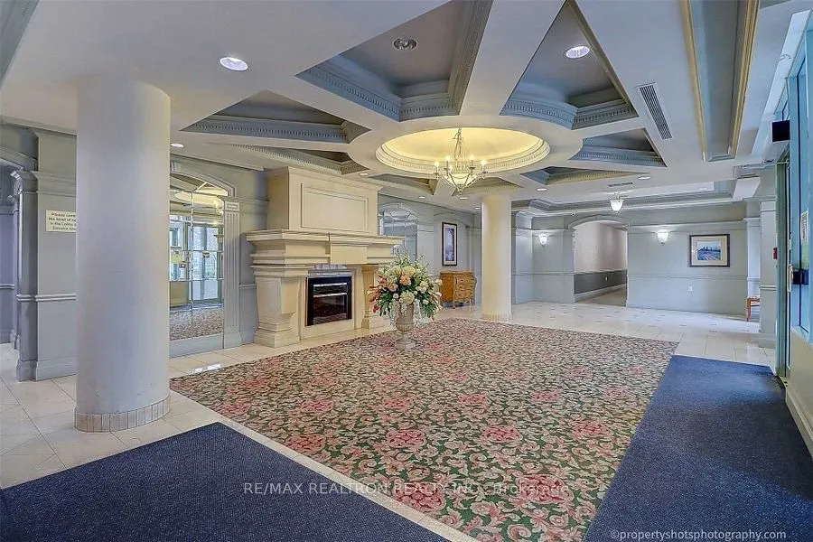2627 Mccowan Road #808