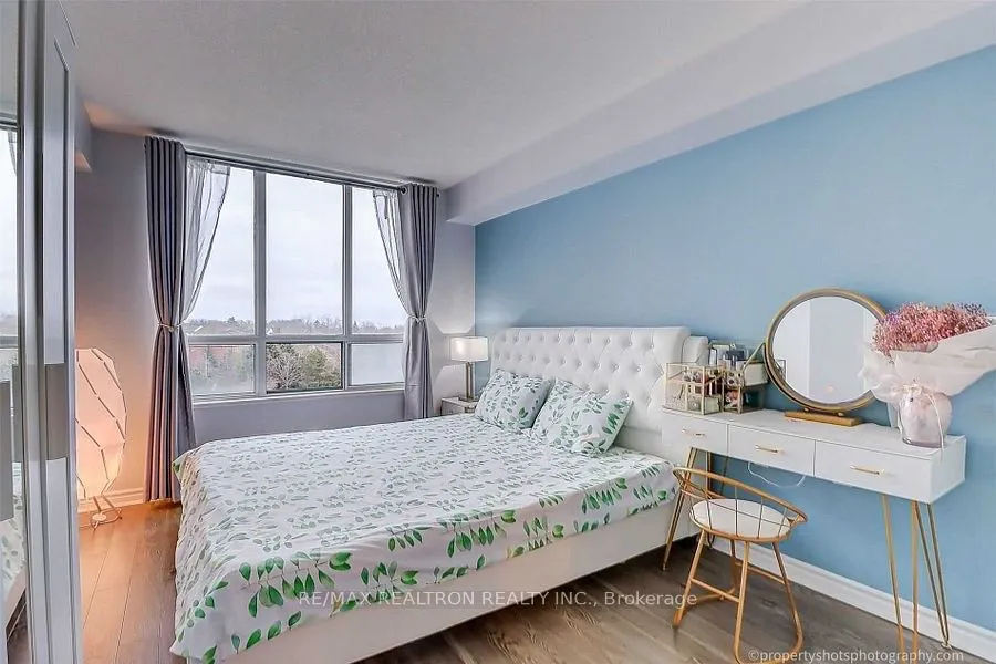 2627 Mccowan Road #808