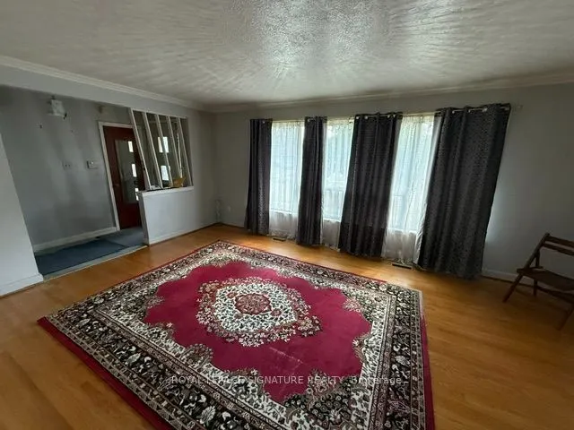 16 Hoshlega Drive