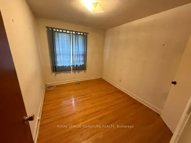 16 Hoshlega Drive