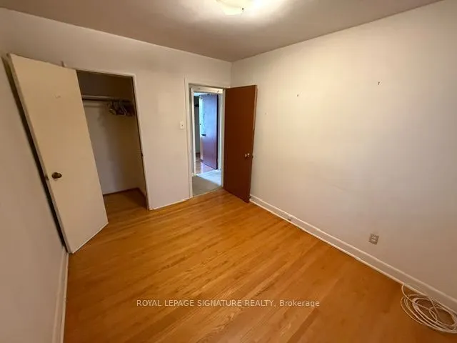 16 Hoshlega Drive