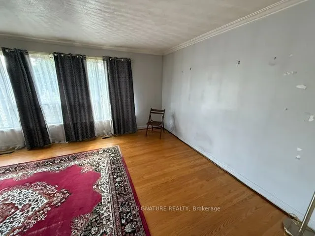 16 Hoshlega Drive
