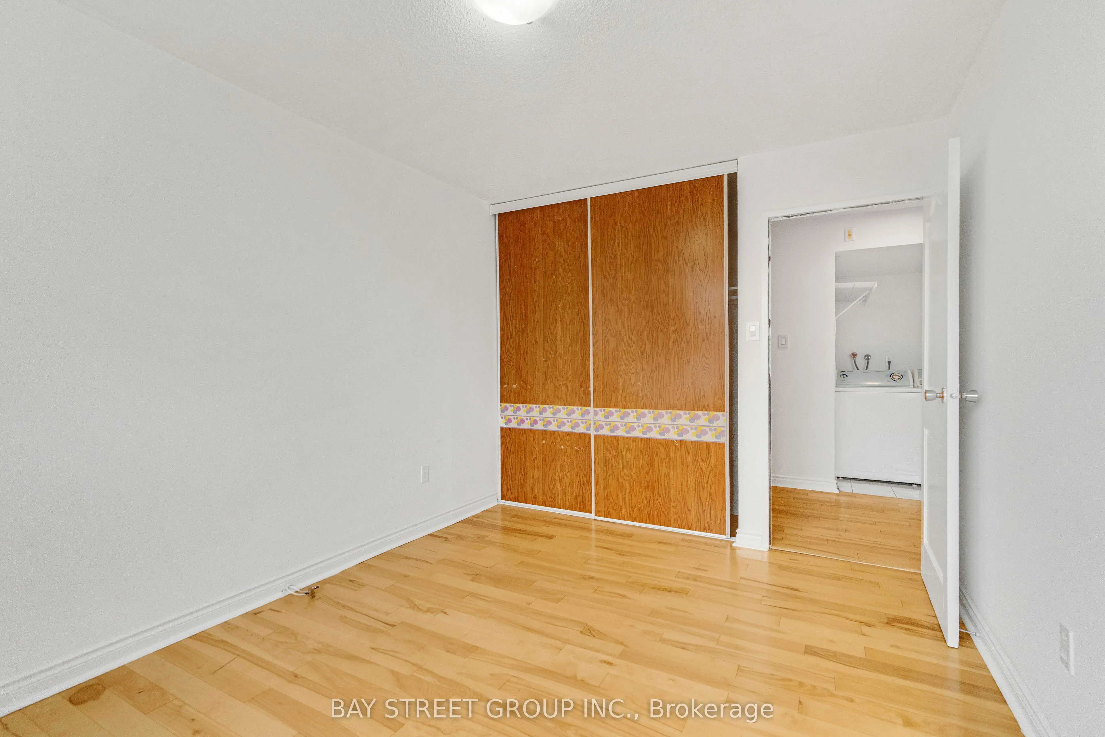 10 Stonehill Court #1207