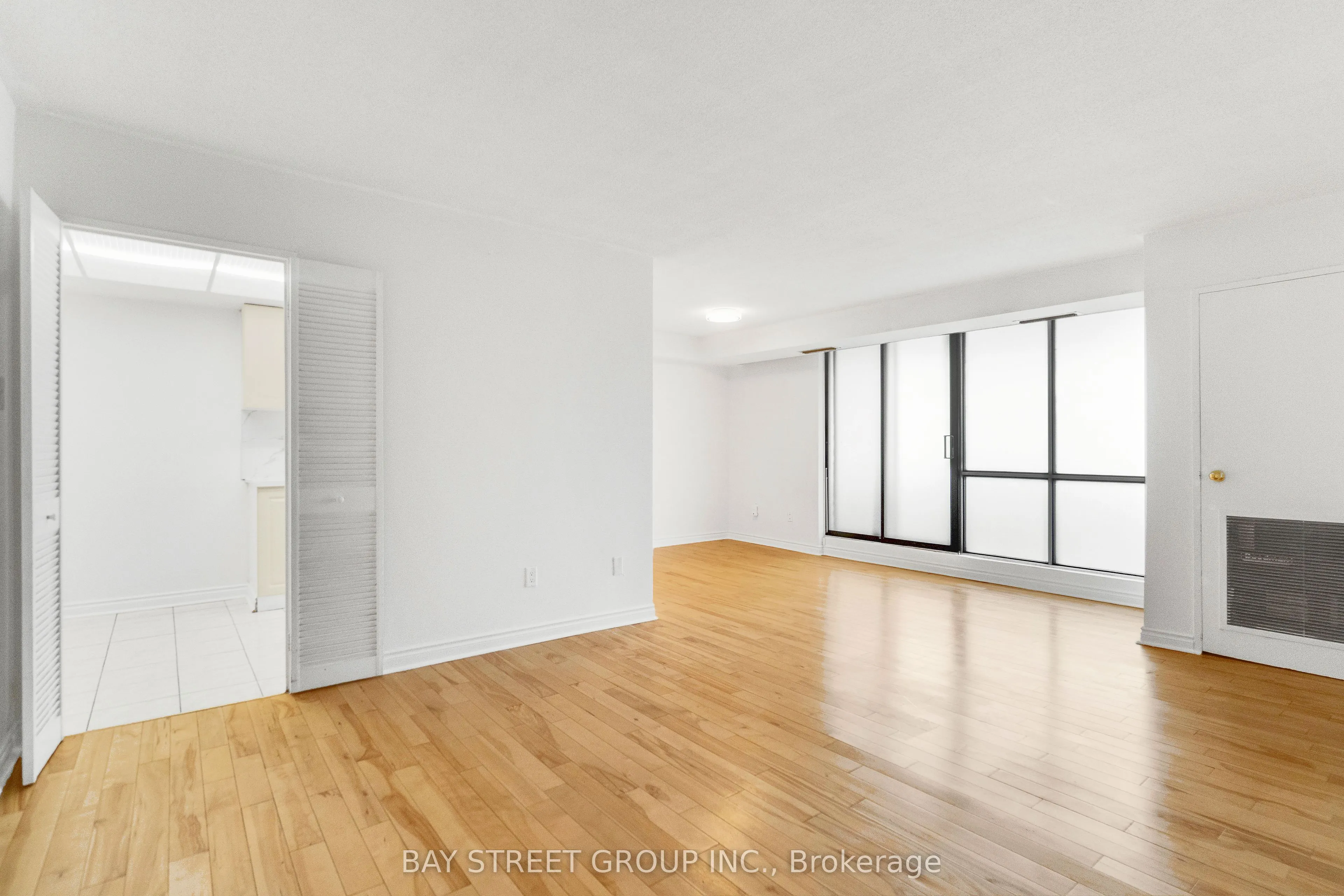10 Stonehill Court #1207